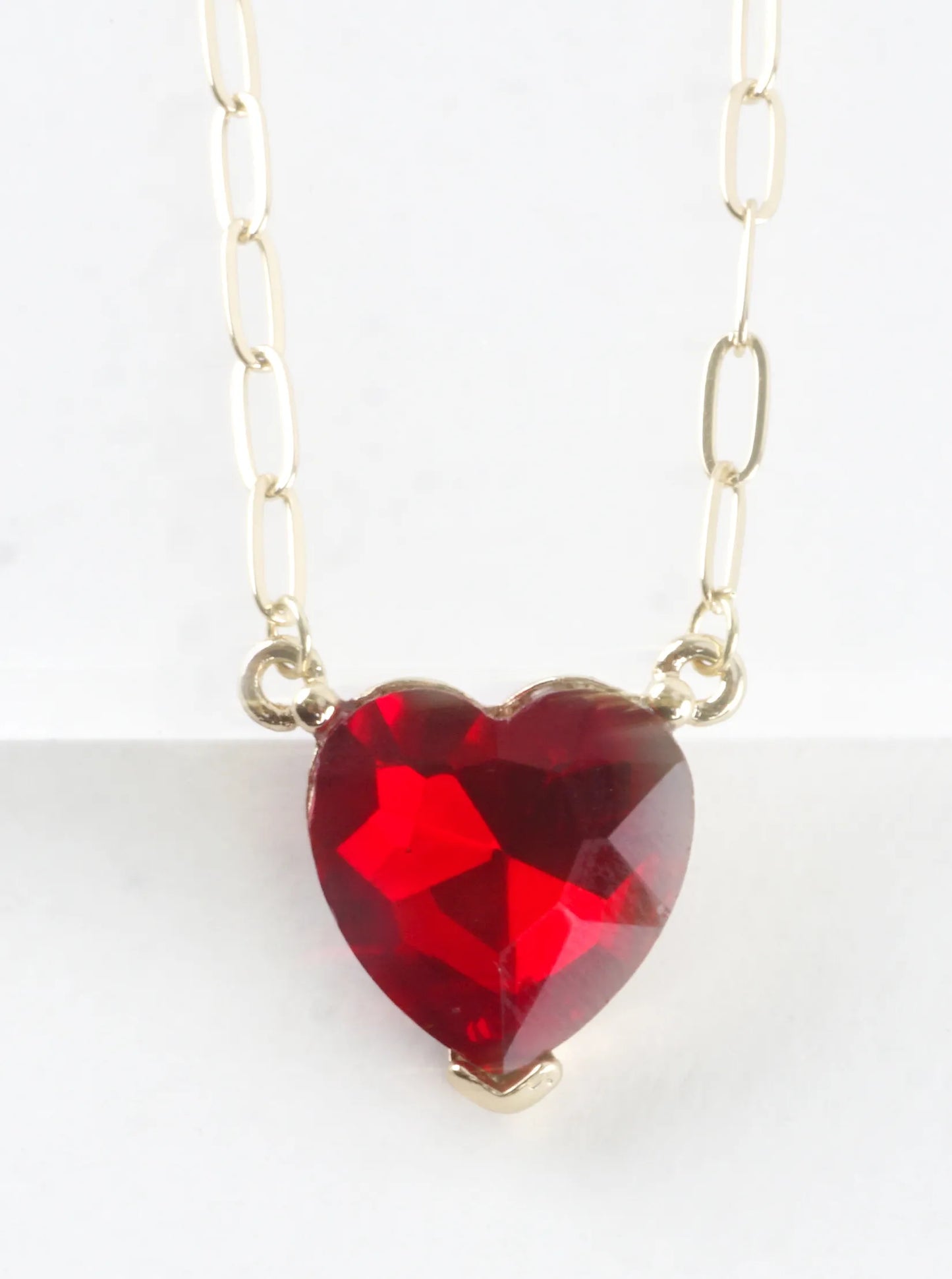 Prong Set Heart Pendant Short Necklace