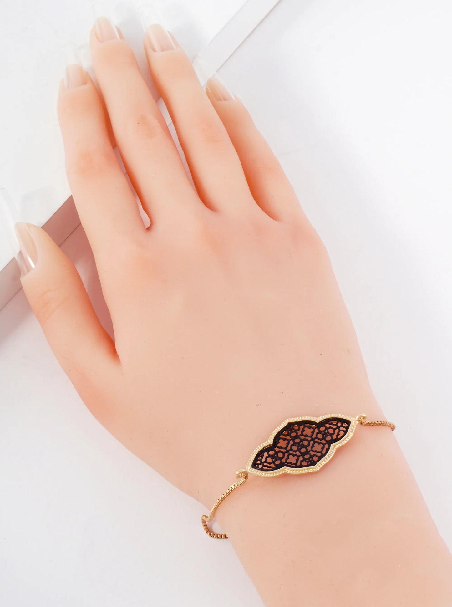 Quatrefoil Filigree 1mm Box-Chain Pull-Tie Bracelet