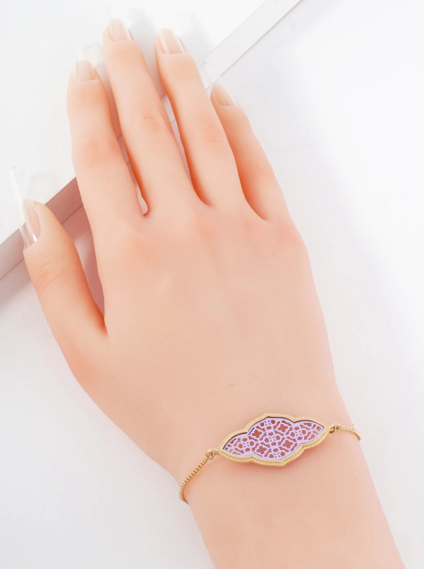 Quatrefoil Filigree 1mm Box-Chain Pull-Tie Bracelet