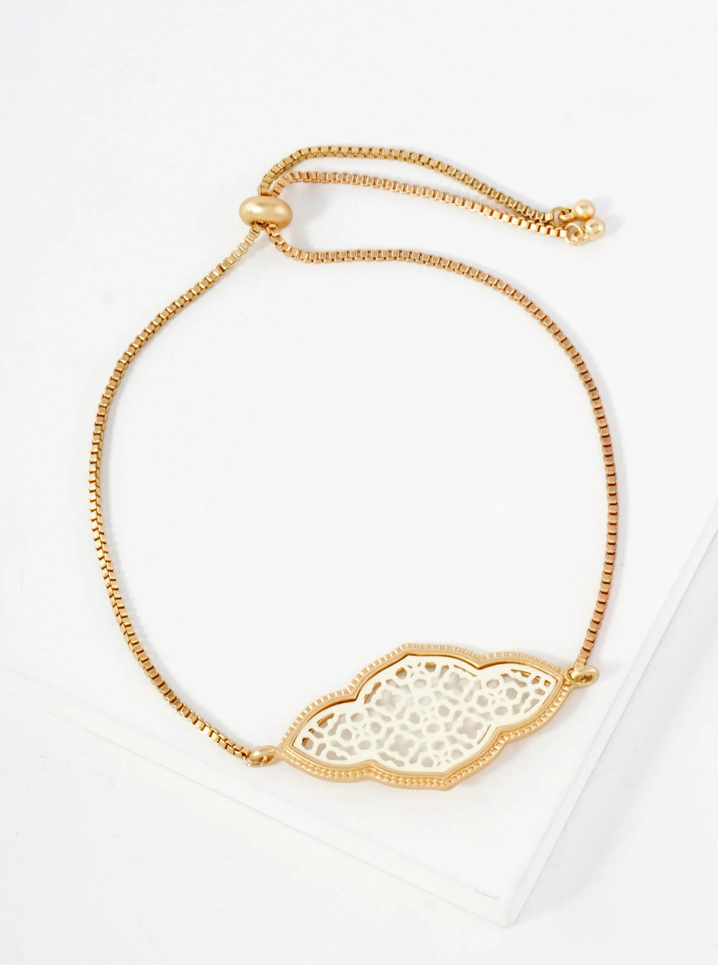 Quatrefoil Filigree 1mm Box-Chain Pull-Tie Bracelet