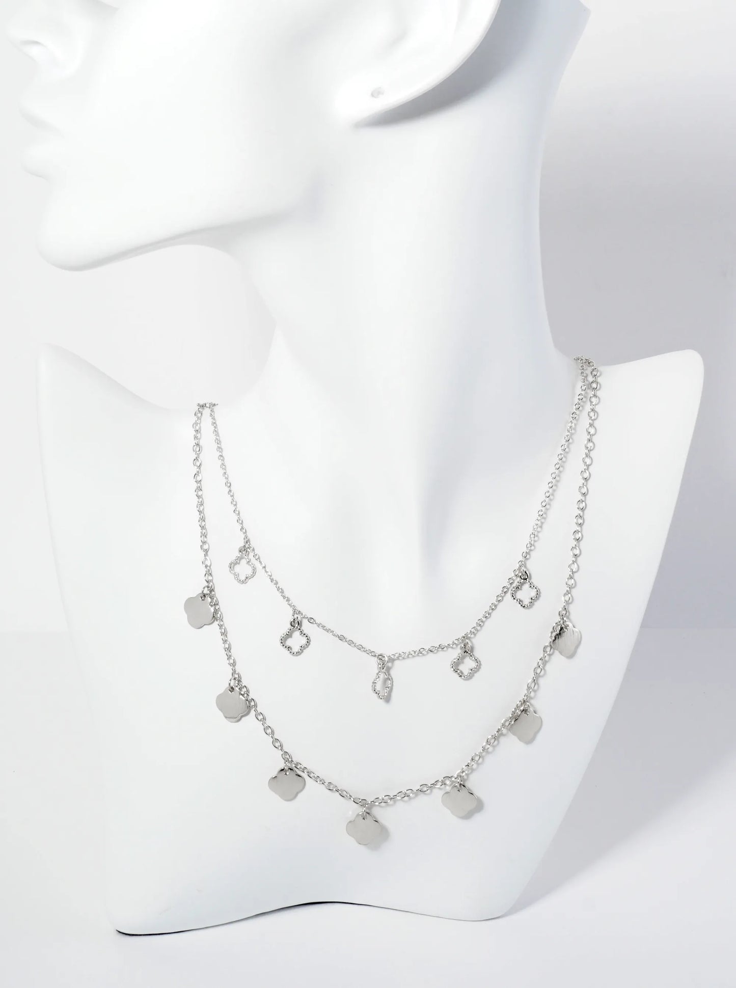 Quatrefoil Motif Layered Necklace