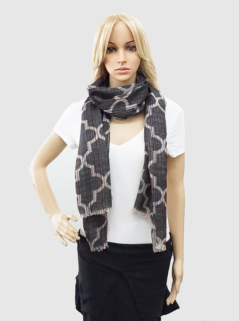 Quatrefoil Pattern Polyester Scarf With Fringe