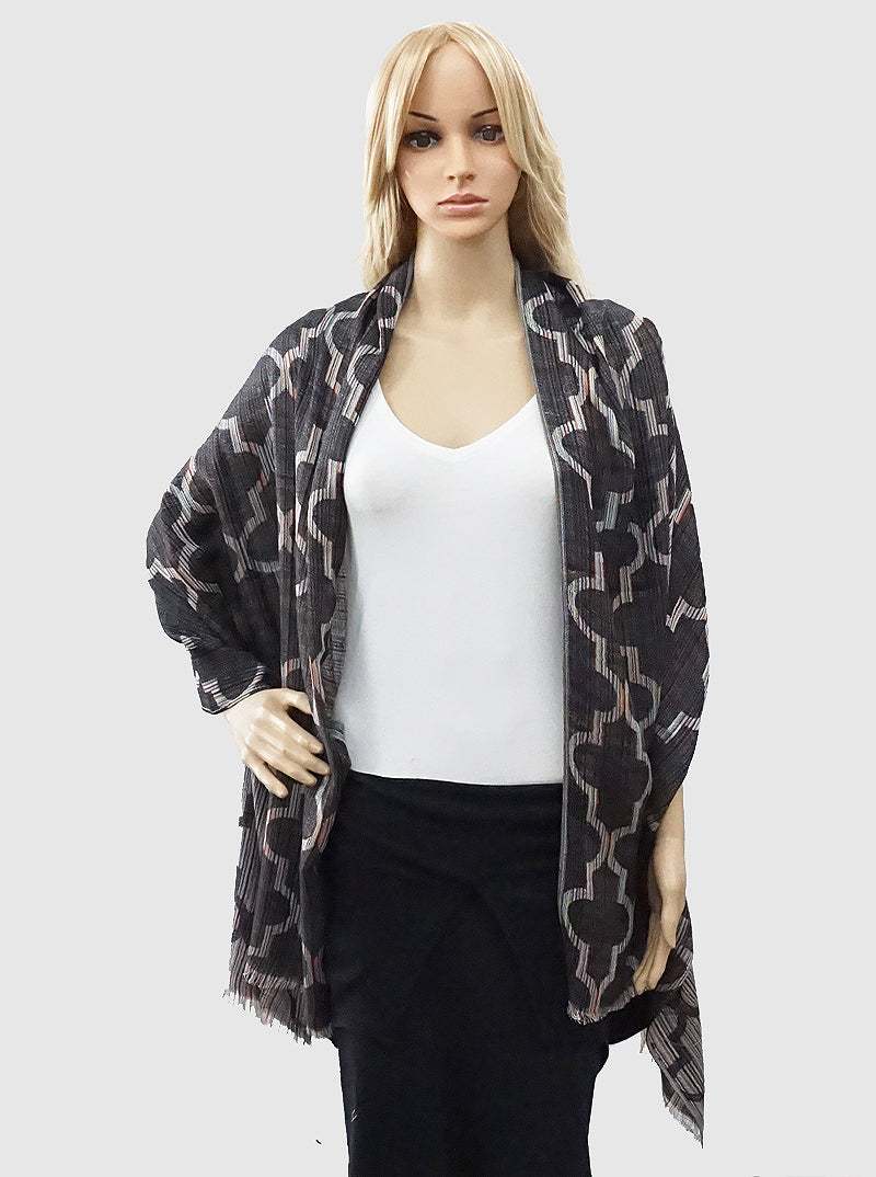 Quatrefoil Pattern Polyester Scarf With Fringe