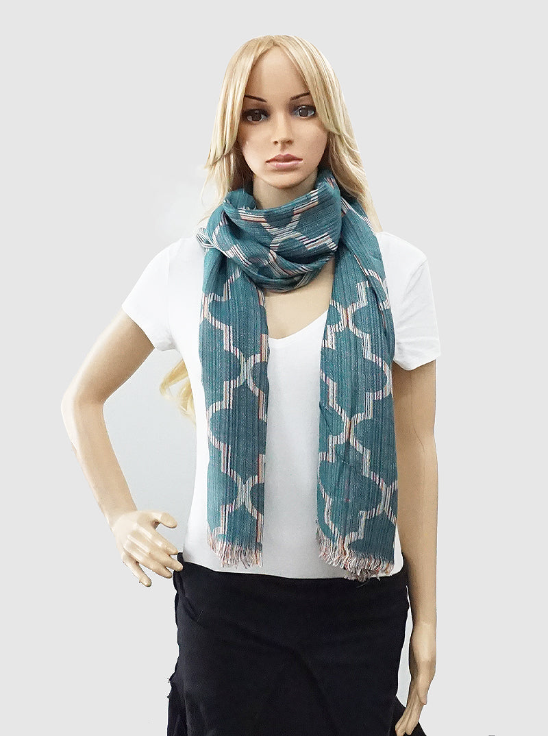 Quatrefoil Pattern Polyester Scarf With Fringe