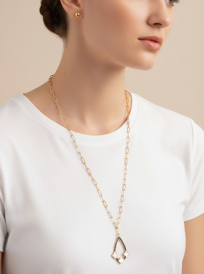 Quatrefoil Polished Pendant Necklace Set