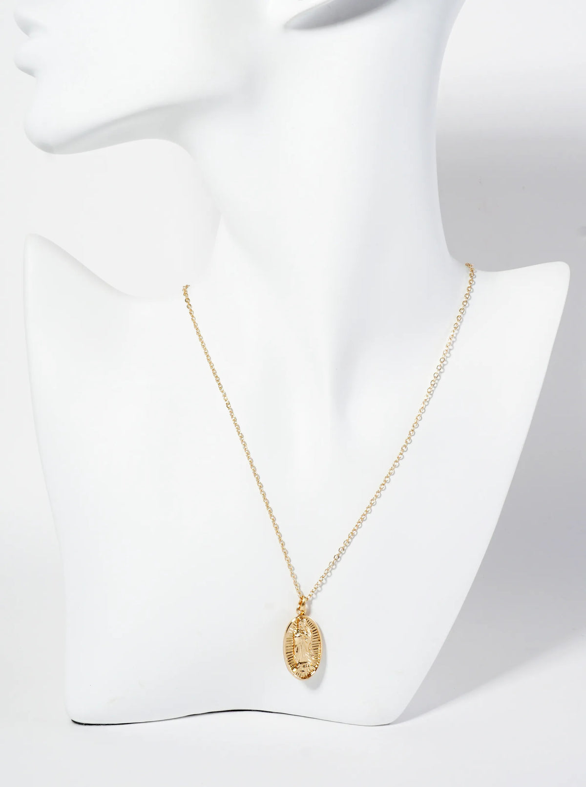 Religious-Theme Oval-Shape Miraculous Mary Medal Pendant Necklace