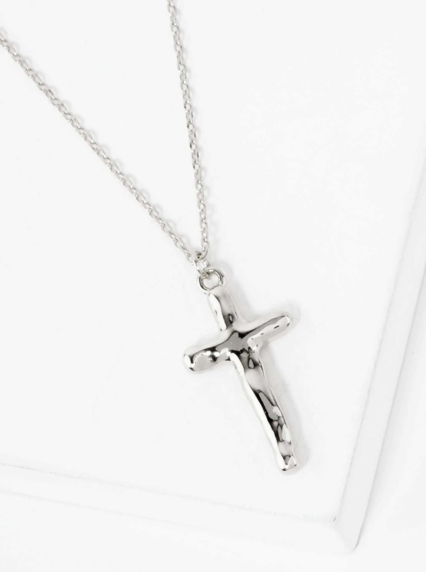 Religious-Theme Polished Brass Isaiah 40 31 Hammered-Texture Cross Pendant Hypoallergenic 18K-Gold-Dipped Necklace