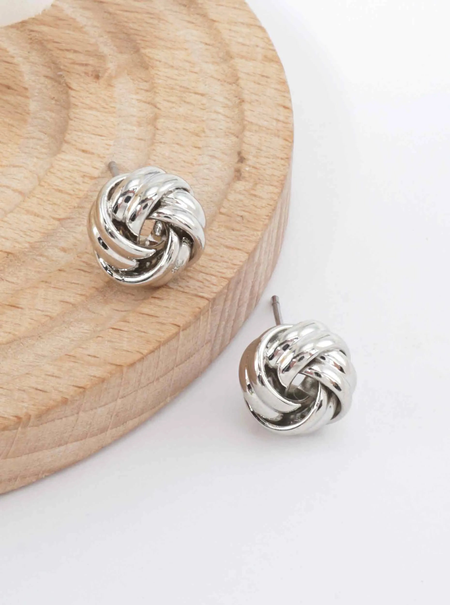 Ribbed-Knot-Stud-Earrings-61-E8050-RH-0-TTZVNV01072826K1136.jpg