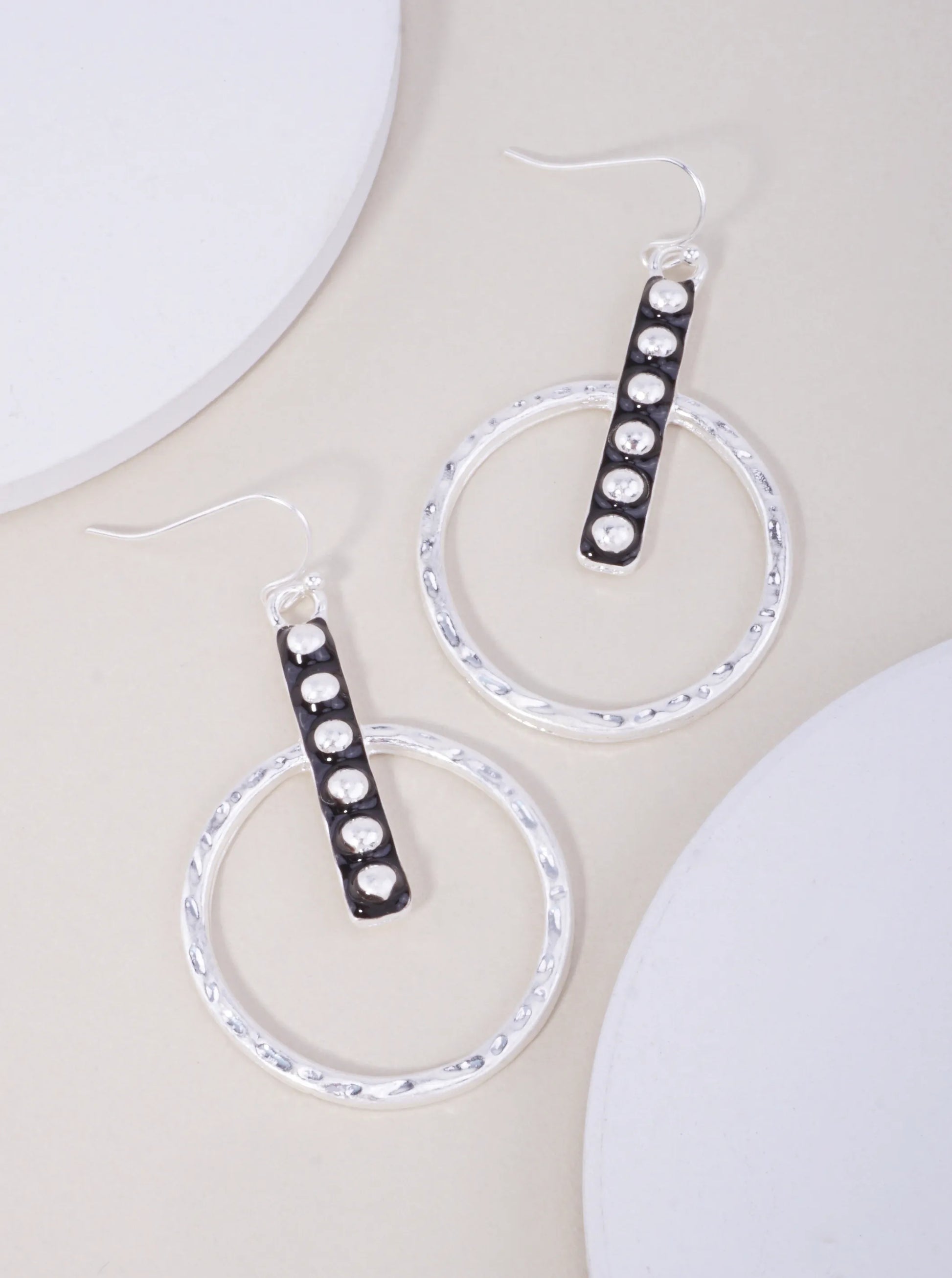 Round-Ball-Beaded-Geometric-Dangle-Earrings-149-SE1003-WS-0-L23A1E29074226K1000.jpg
