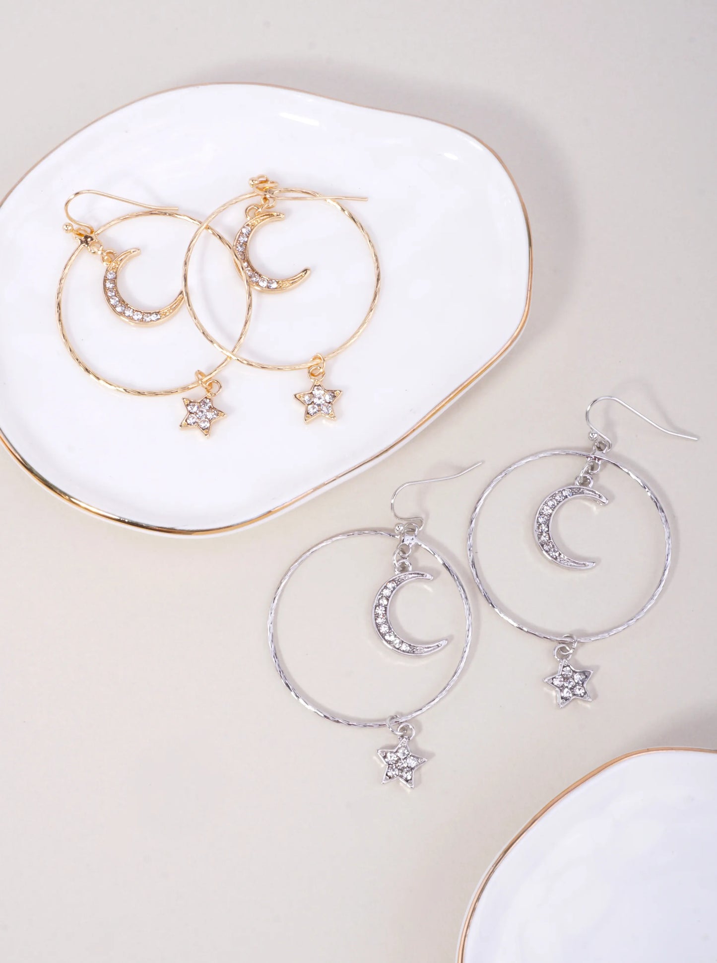 Round-Celestial-Moon-Star-Dangle-Earrings-149-AE6633-GD-2-6HL82S28074926K0318.jpg