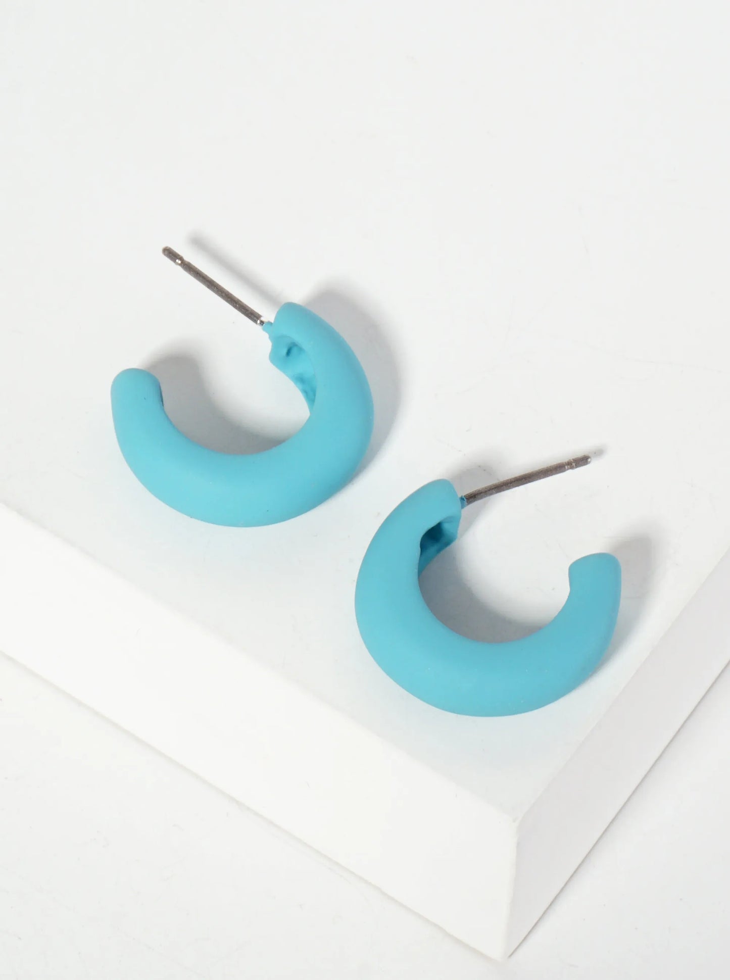 Rubber-Coated 20mm Open Huggie Hoop Earrings