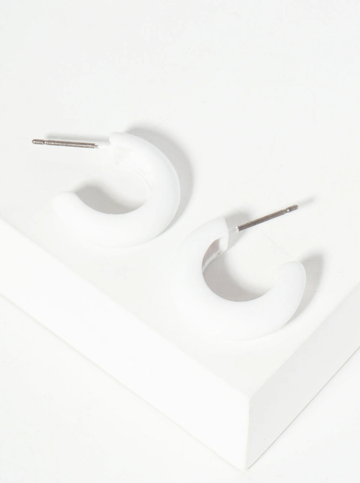 Rubber-Coated 20mm Open Huggie Hoop Earrings