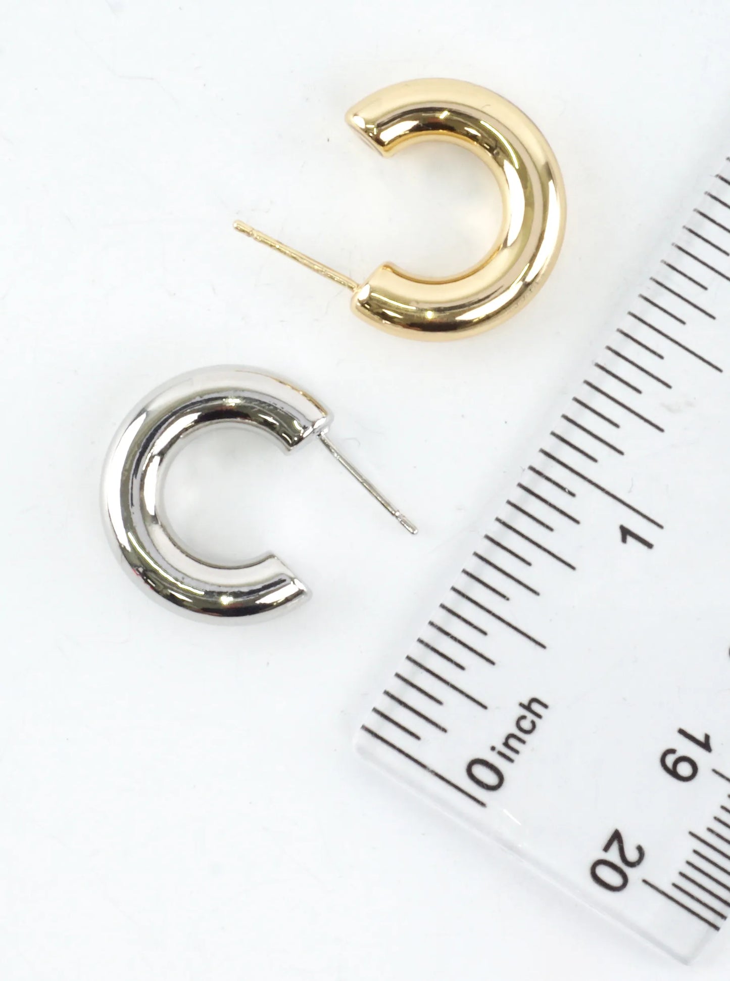 Small Chunky Geometric Round Hoop Earrings