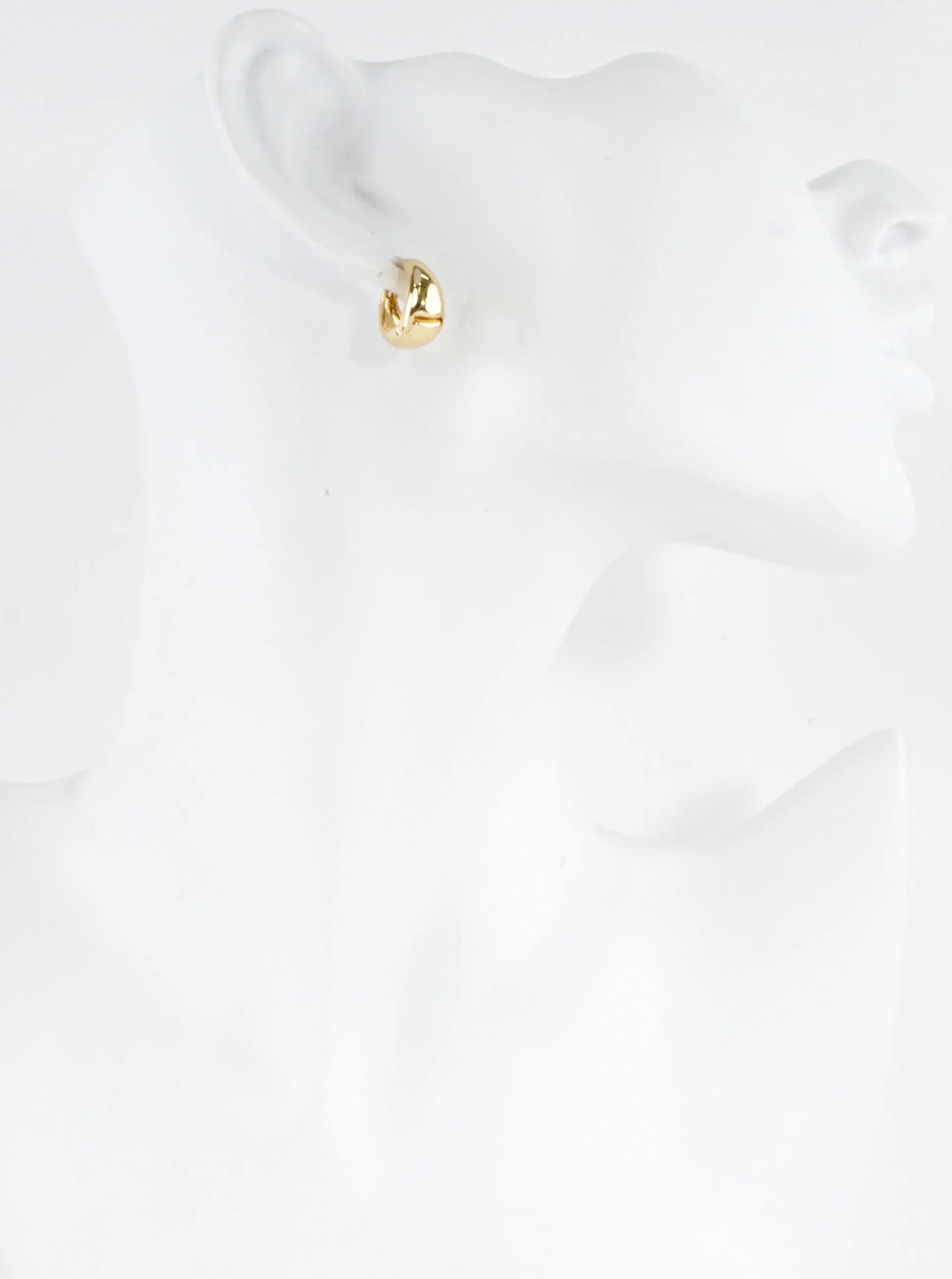 Abstract Round Graduated Huggie Hoop Earrings