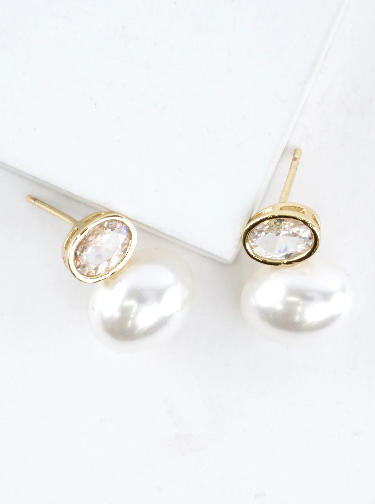 Modern Geometric Pearl Oval Drop Earrings