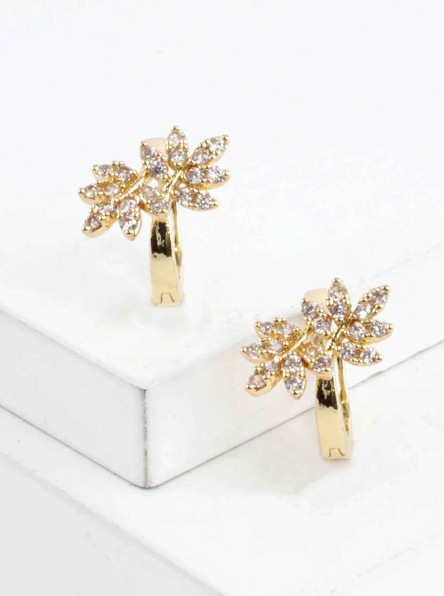 Sparkling Leaf Motif Hoop Earrings