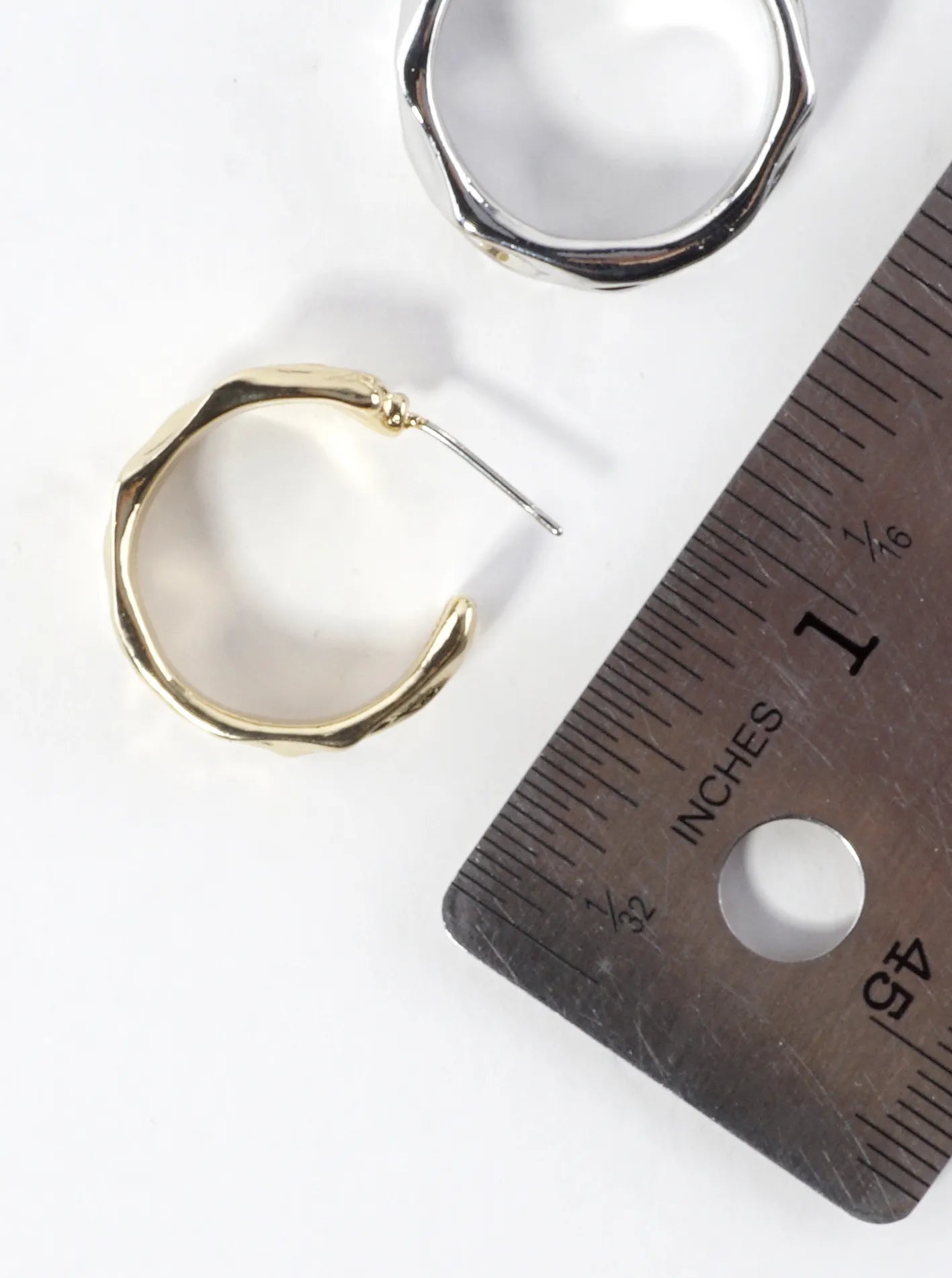 Sculpted Texture Hoop Earrings
