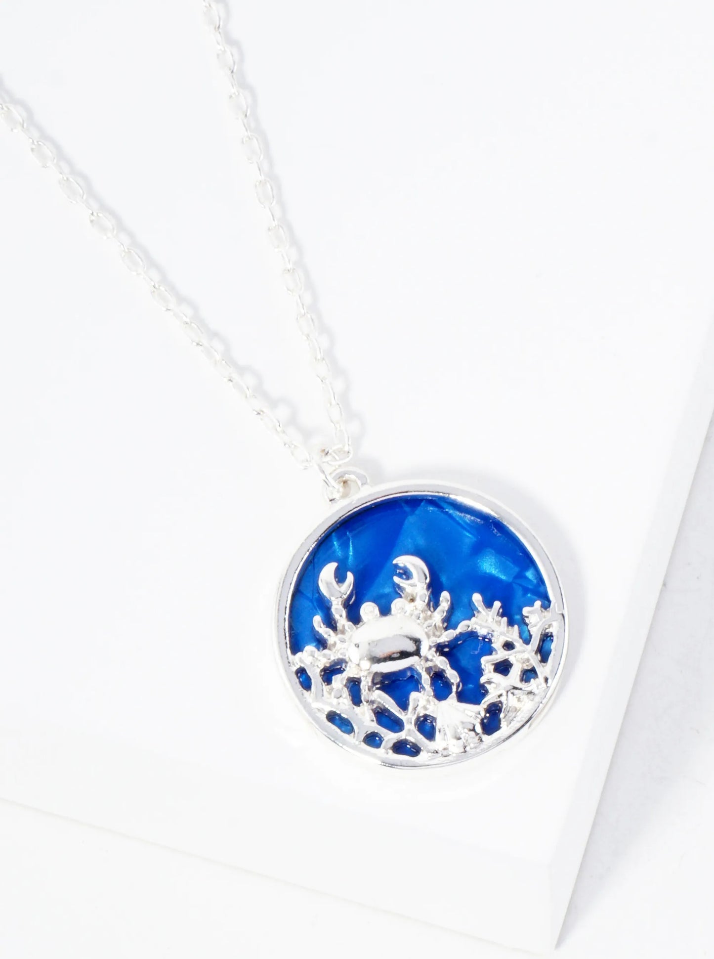 Sea-Life Crab Circle Pendant 16-inch Necklace