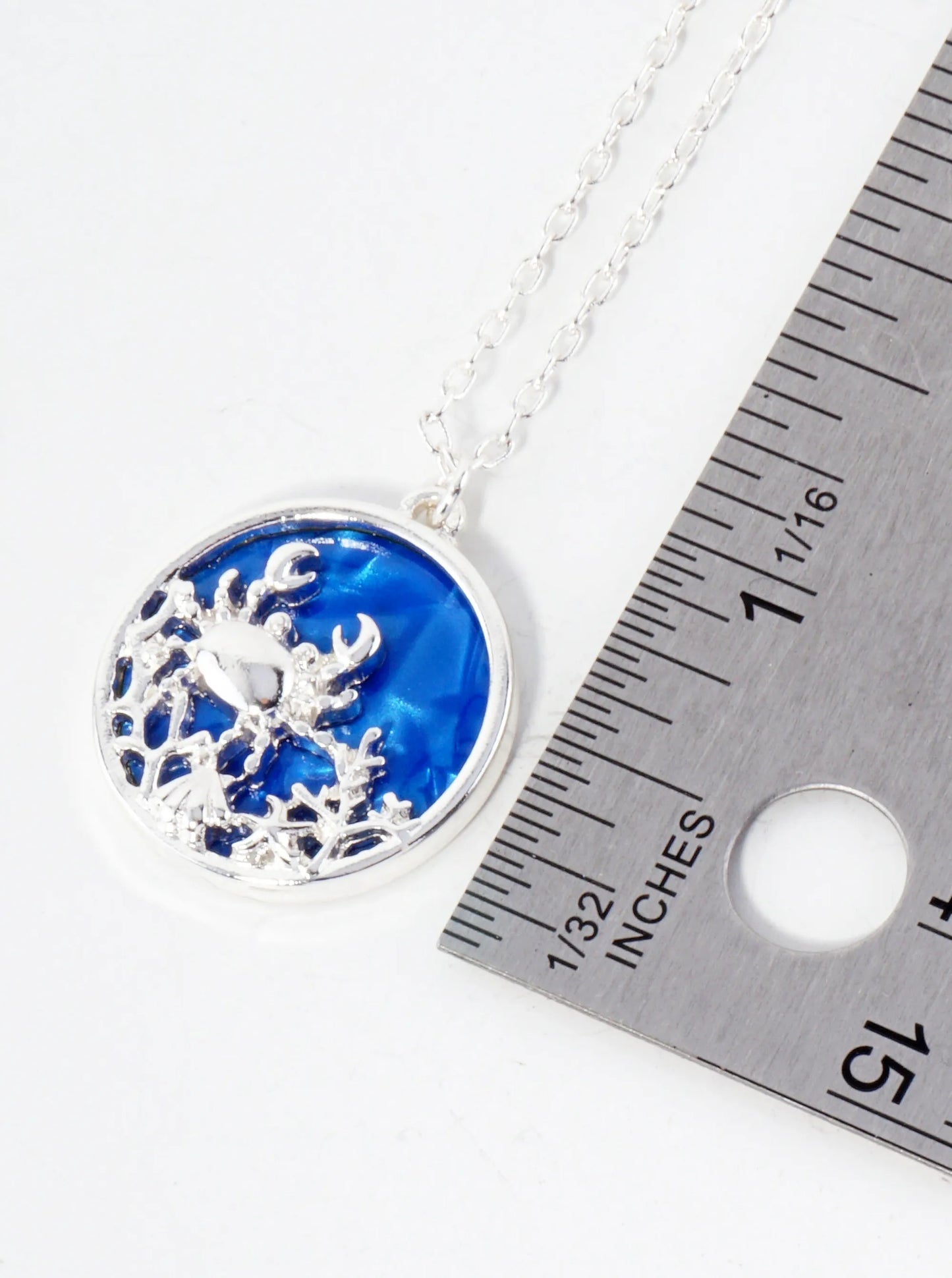 Sea-Life Crab Circle Pendant 16-inch Necklace