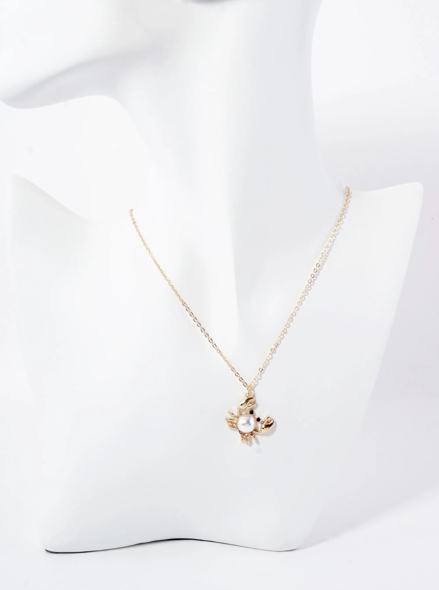 Sea-Life Crab Pendant 16-inch Necklace