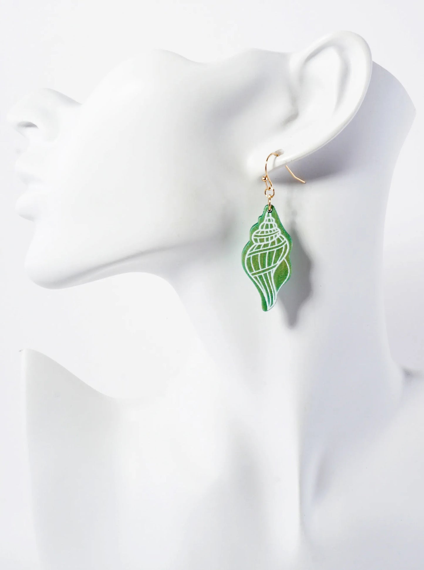 Sea-Life Laser-Cut Wood Seashell Conch Dangle Drop Earrings