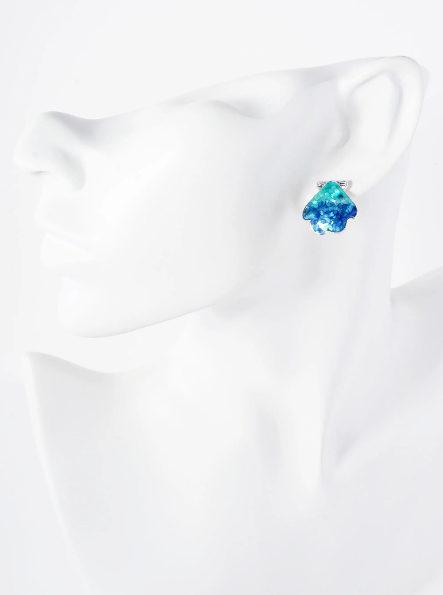 Sea-Life Seaside Shimmer Ombre Resin Shell-Shaped Post Earrings