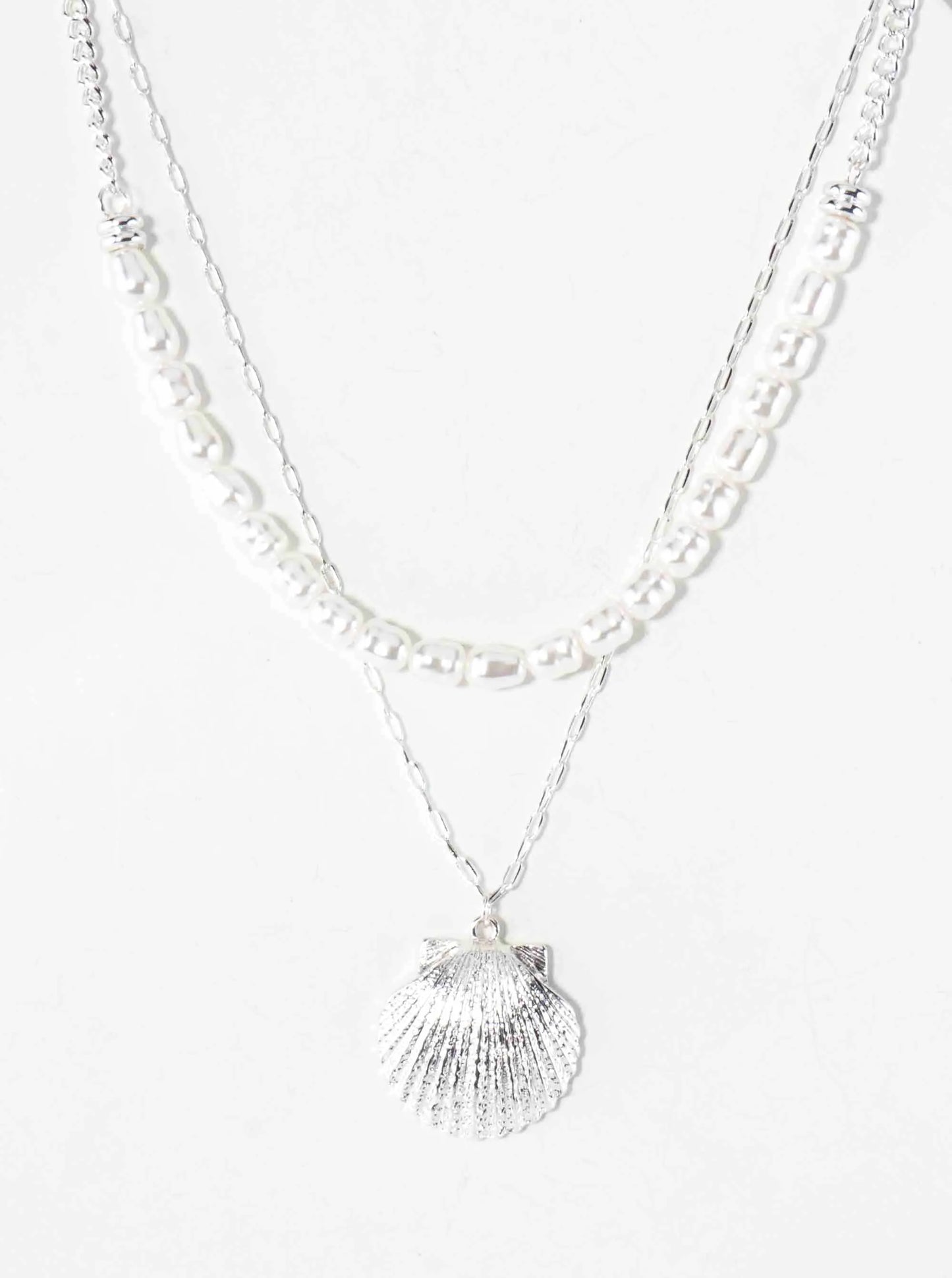 Sea-Life Textured 1-Inch Seashell Pendant Pearl-Beaded Layered Necklace