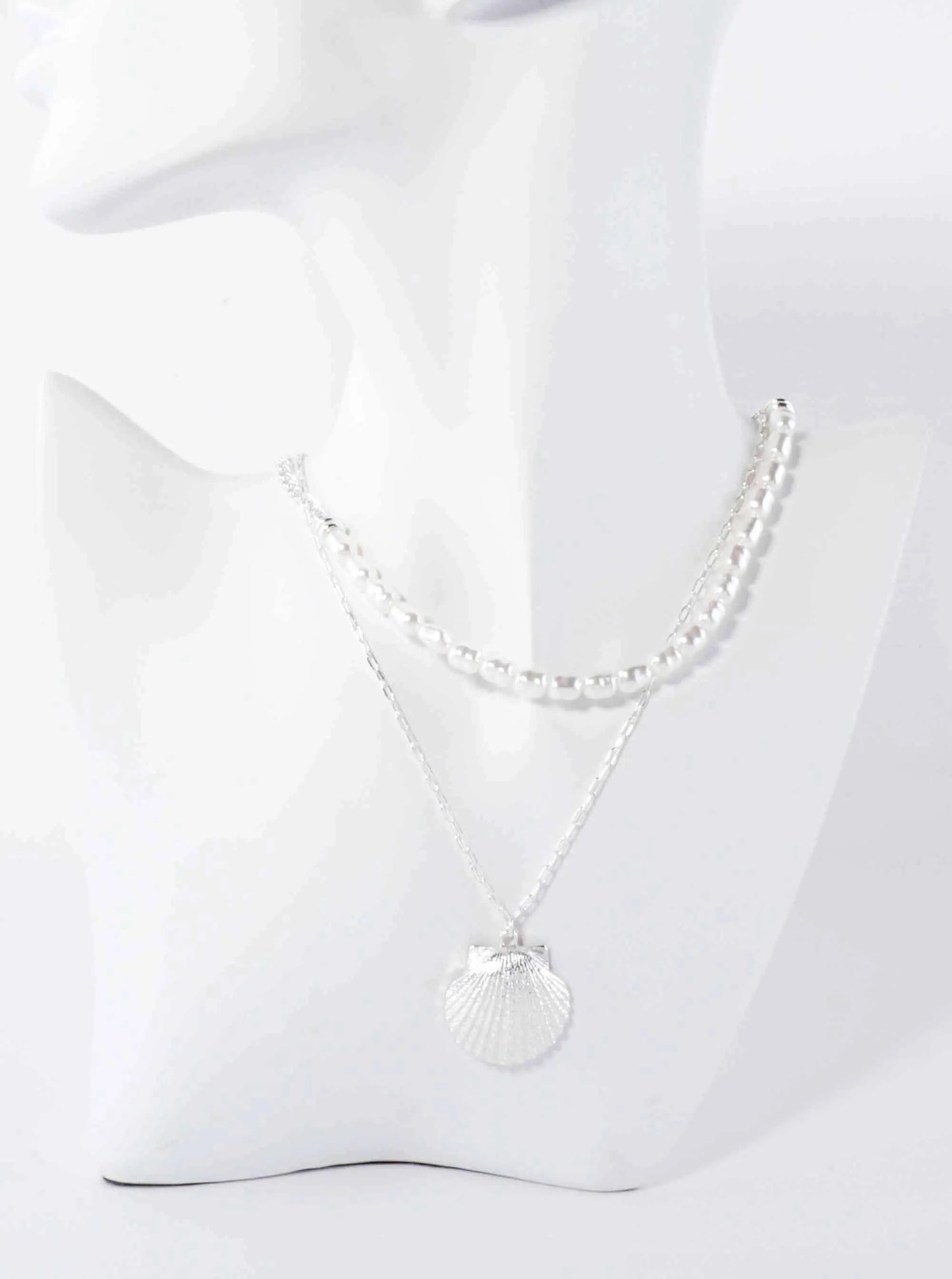 Sea-Life Textured 1-Inch Seashell Pendant Pearl-Beaded Layered Necklace