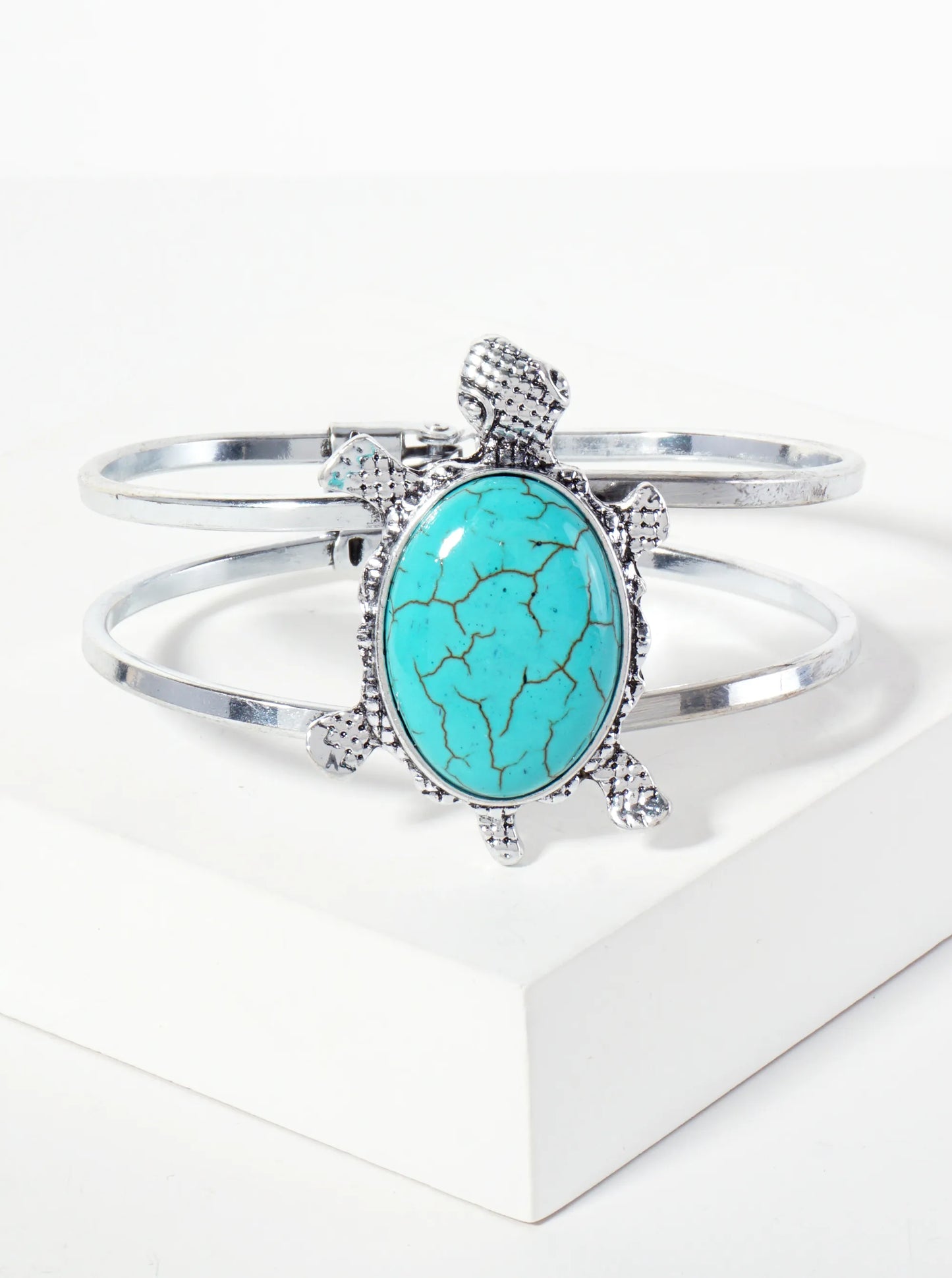 Sea-Life-Theme 25mm Semi-Precious Natural-Stone Turtle Accent Hinged Bangle Bracelet