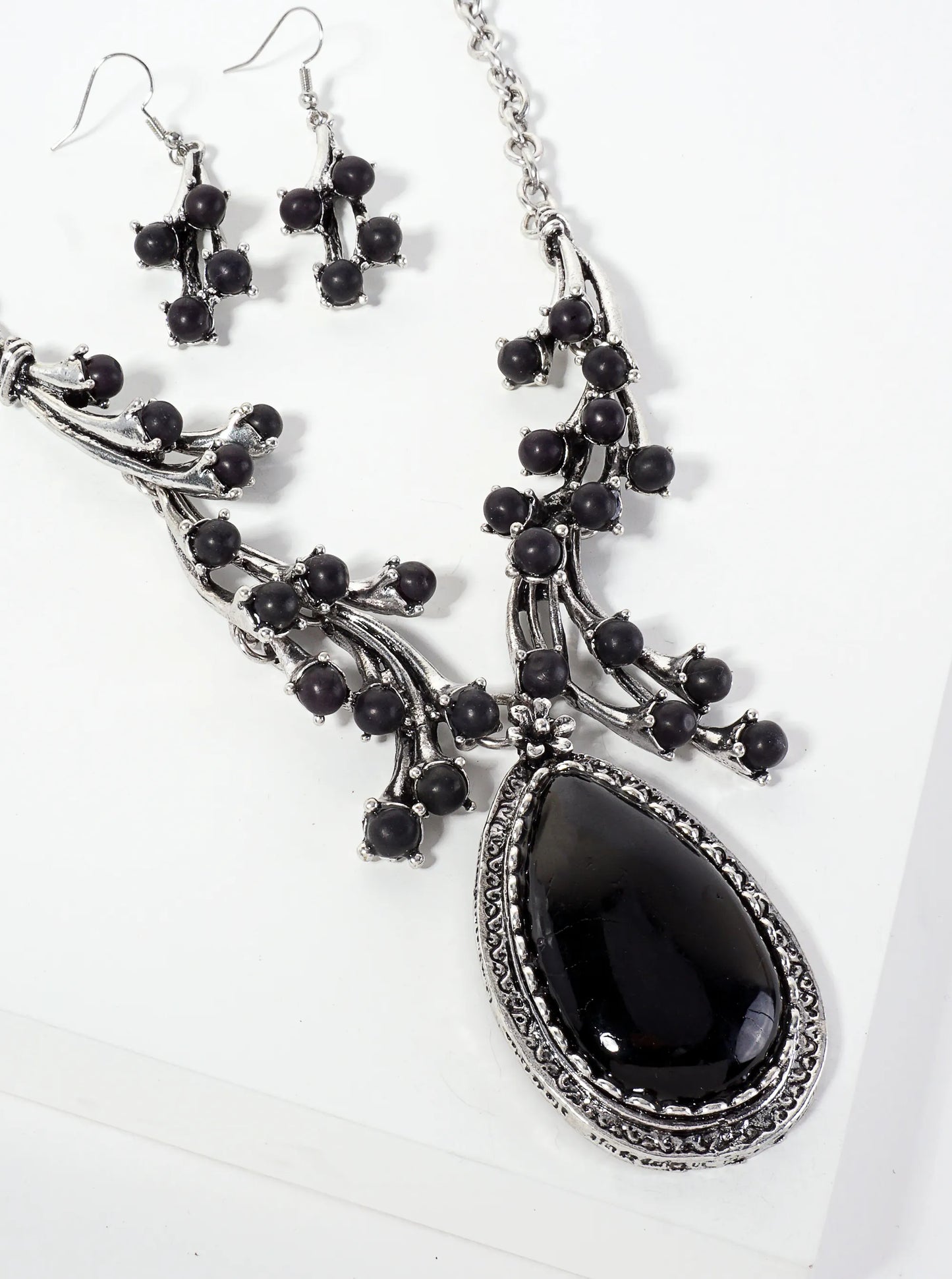Semi-Precious Teardrop Stone Bohemian Western Statement Necklace Set-with-Earrings