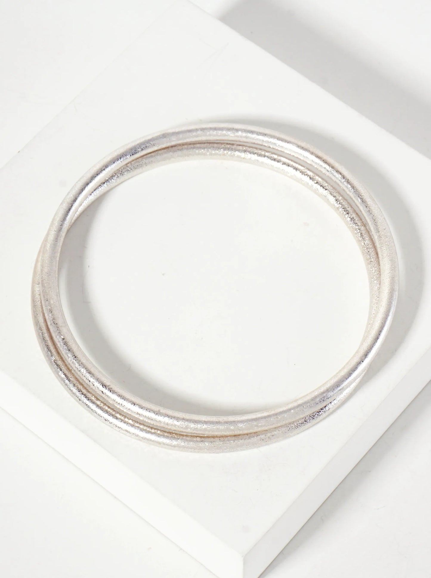 Set-of-2 Sand-Texture Metal Polished Hollow 4mm Bangle Bracelet