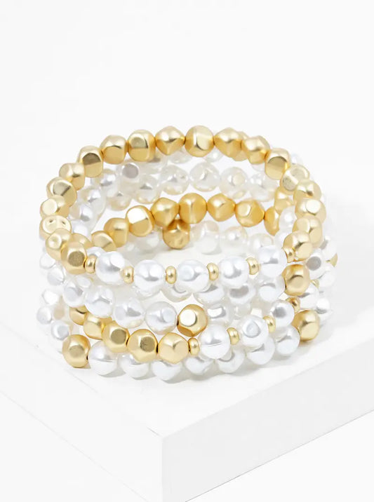 Set Of 5 Irregualer Shaped Pearl And Metallic Beaded Stretch Stackable Bracelet