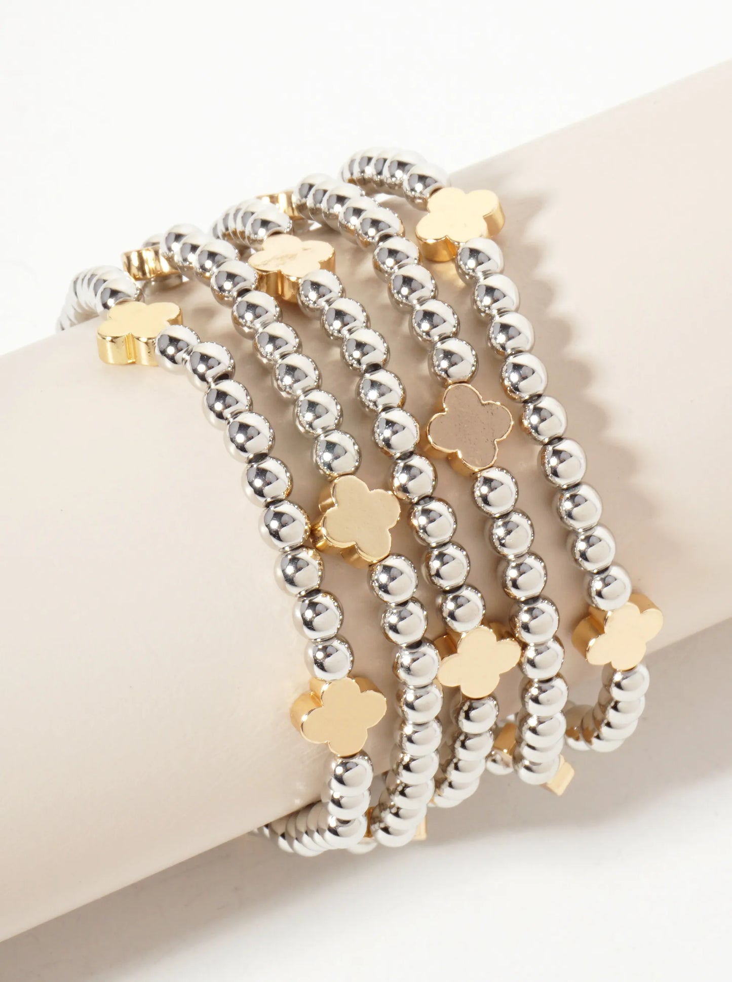 Set-of-5 Polished Metallic Quatrefoil And Ball-Beads Stackable Stretch Bracelet