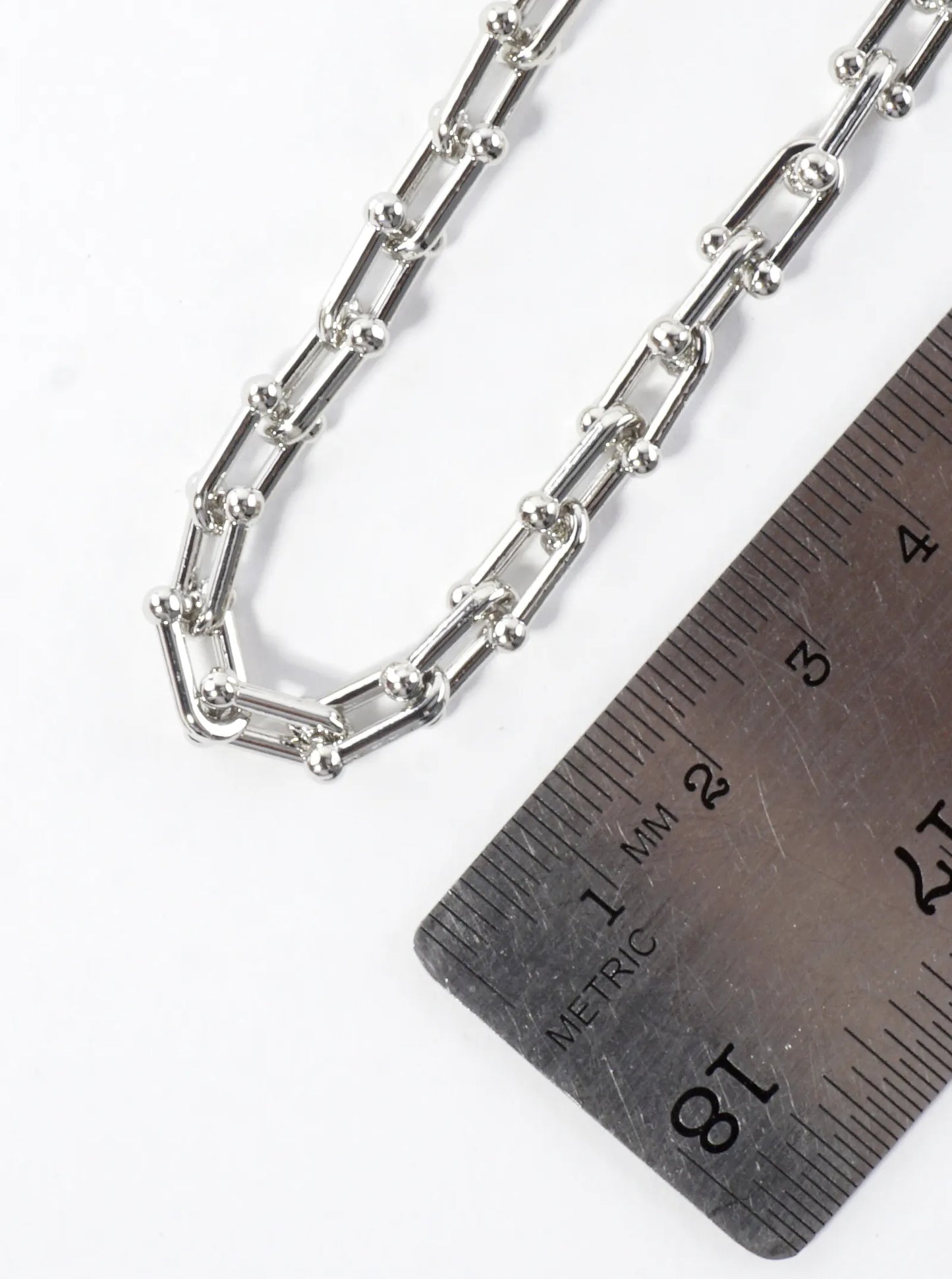 Small Alloy Horseshoe Chain Necklace