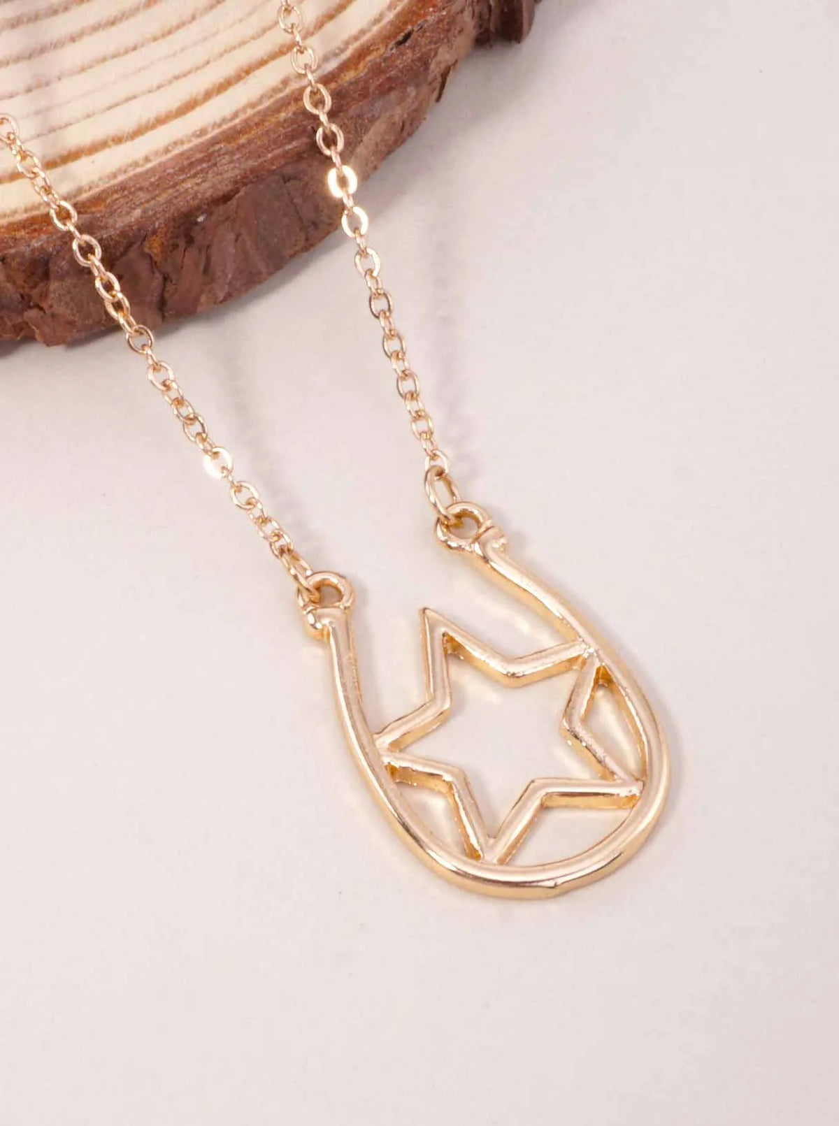 Star-Cutout-Horseshoe-Pendant-Necklace-61-N7142-GD-0-WIXJPR31084226K1135.jpg