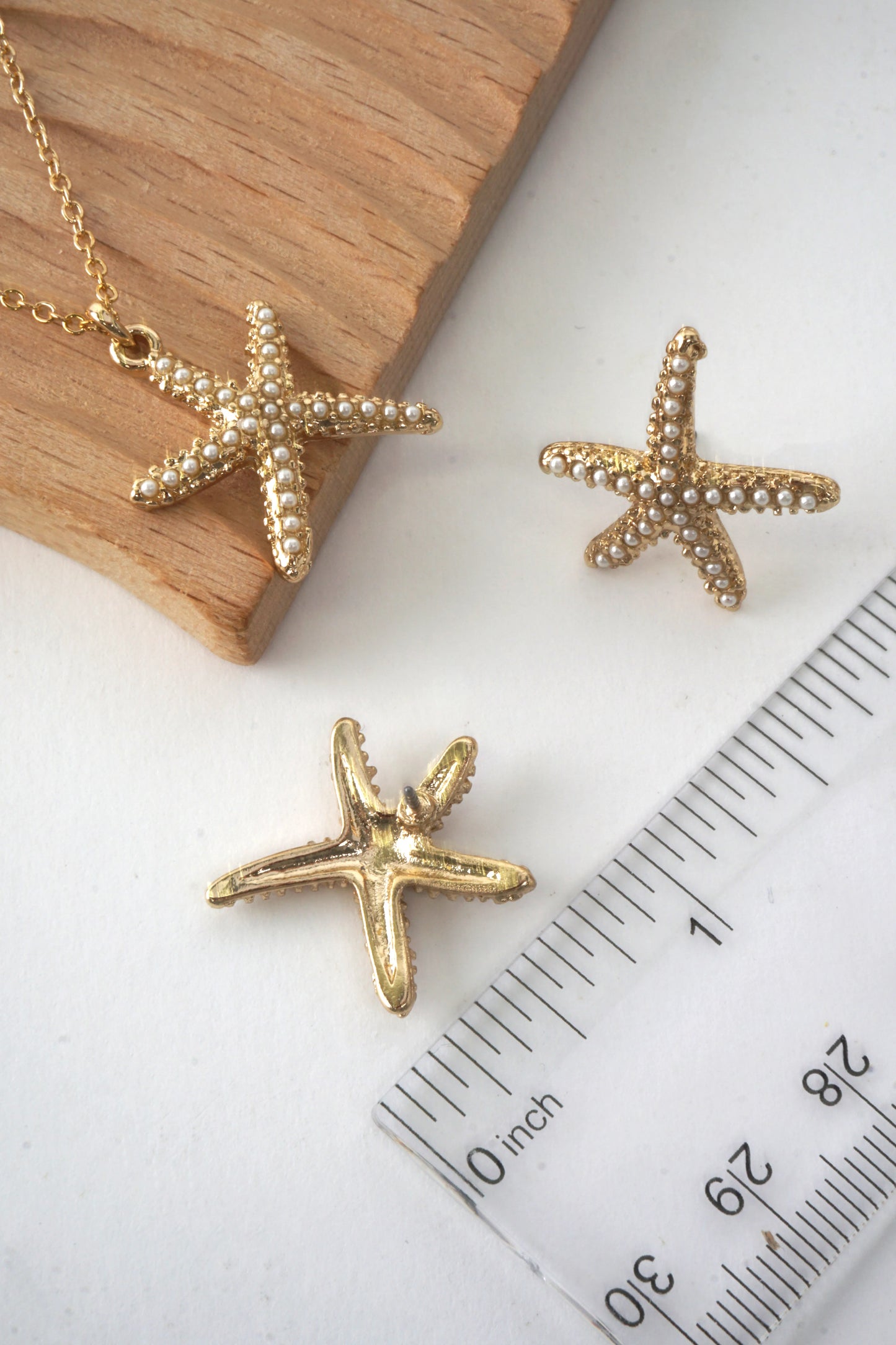 Starfish Pendant Textured Necklace