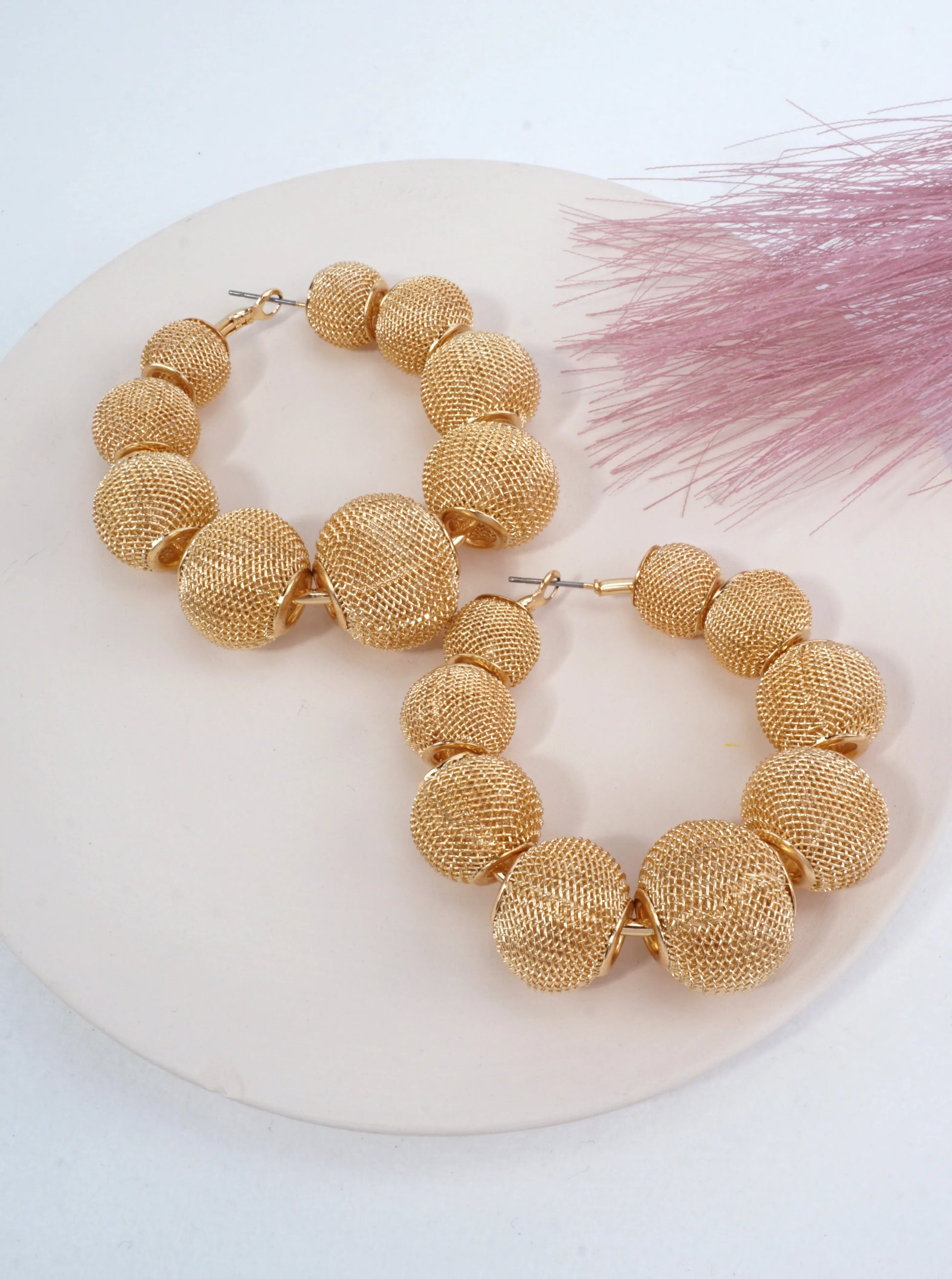 Steel-Mesh-Beaded-Hoop-Earrings-150-SE9002-GD-0-FELKWY12062326K0303.jpg