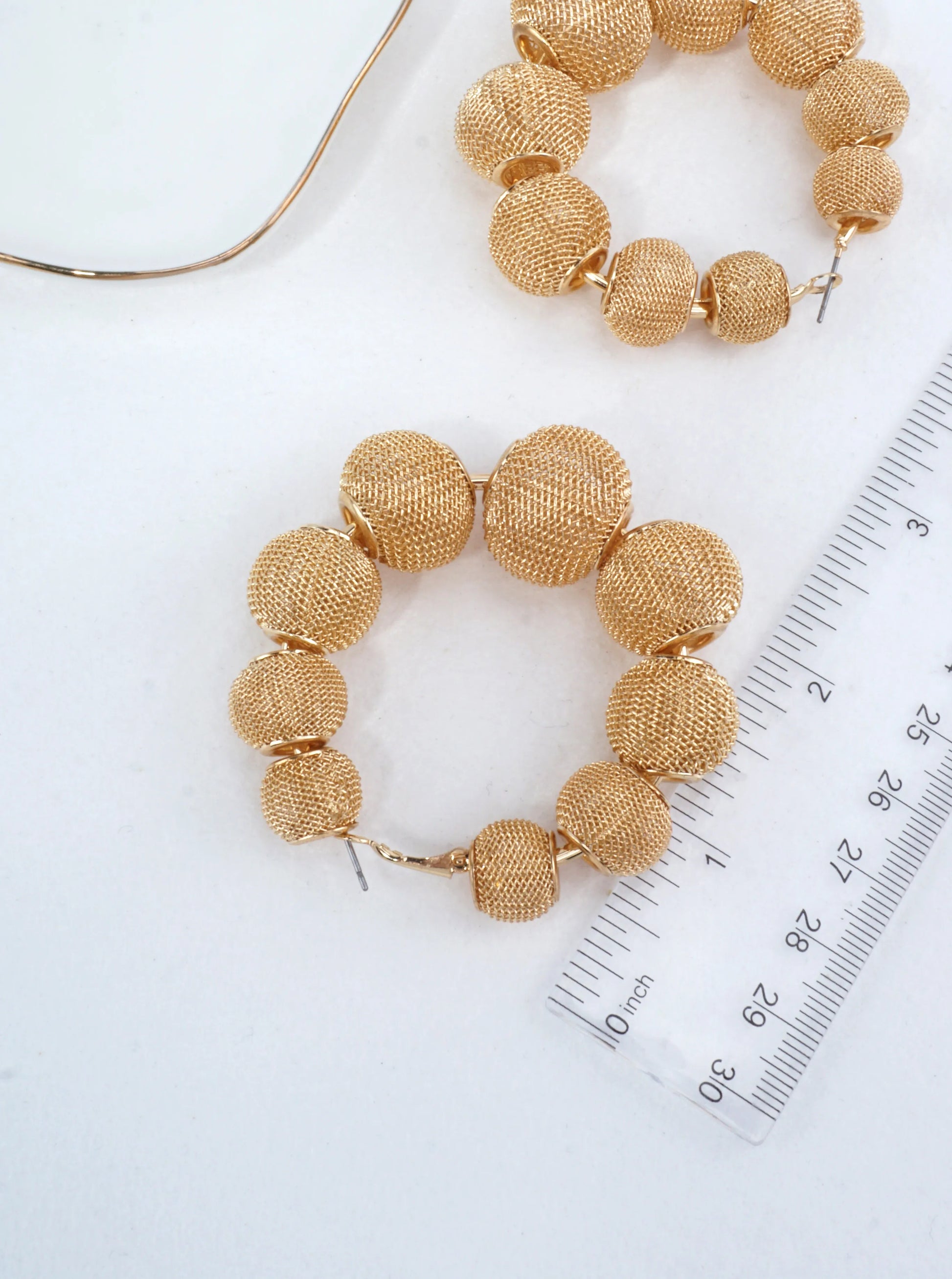 Steel-Mesh-Beaded-Hoop-Earrings-150-SE9002-GD-1-C984F412062326K0303.jpg