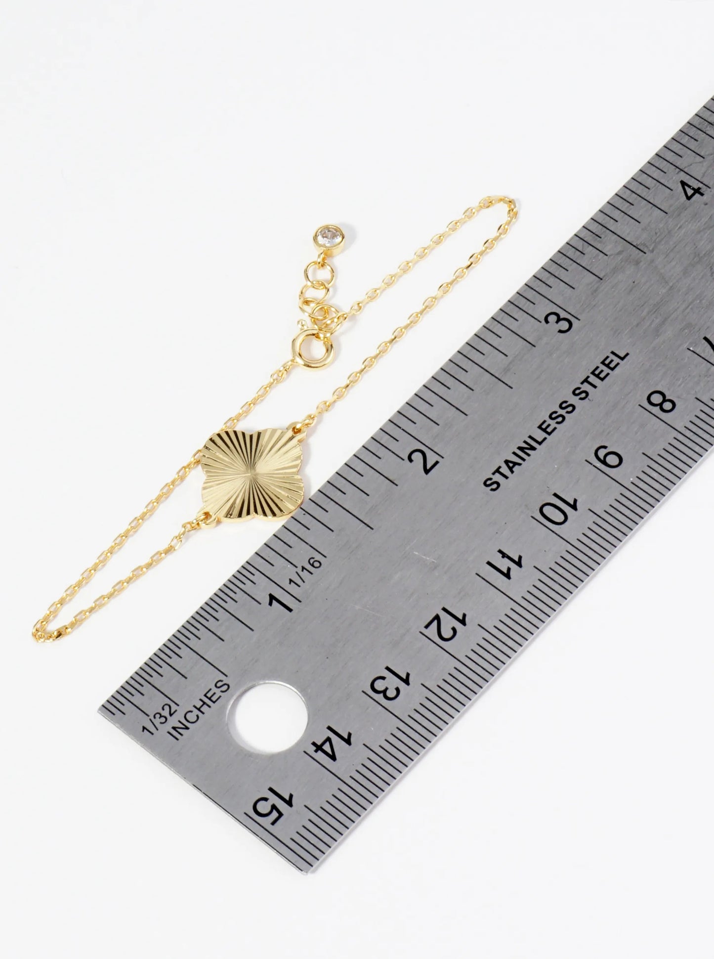 Sunburst Texture Quatrefoil 18K Gold Dipped Chain Bracelet