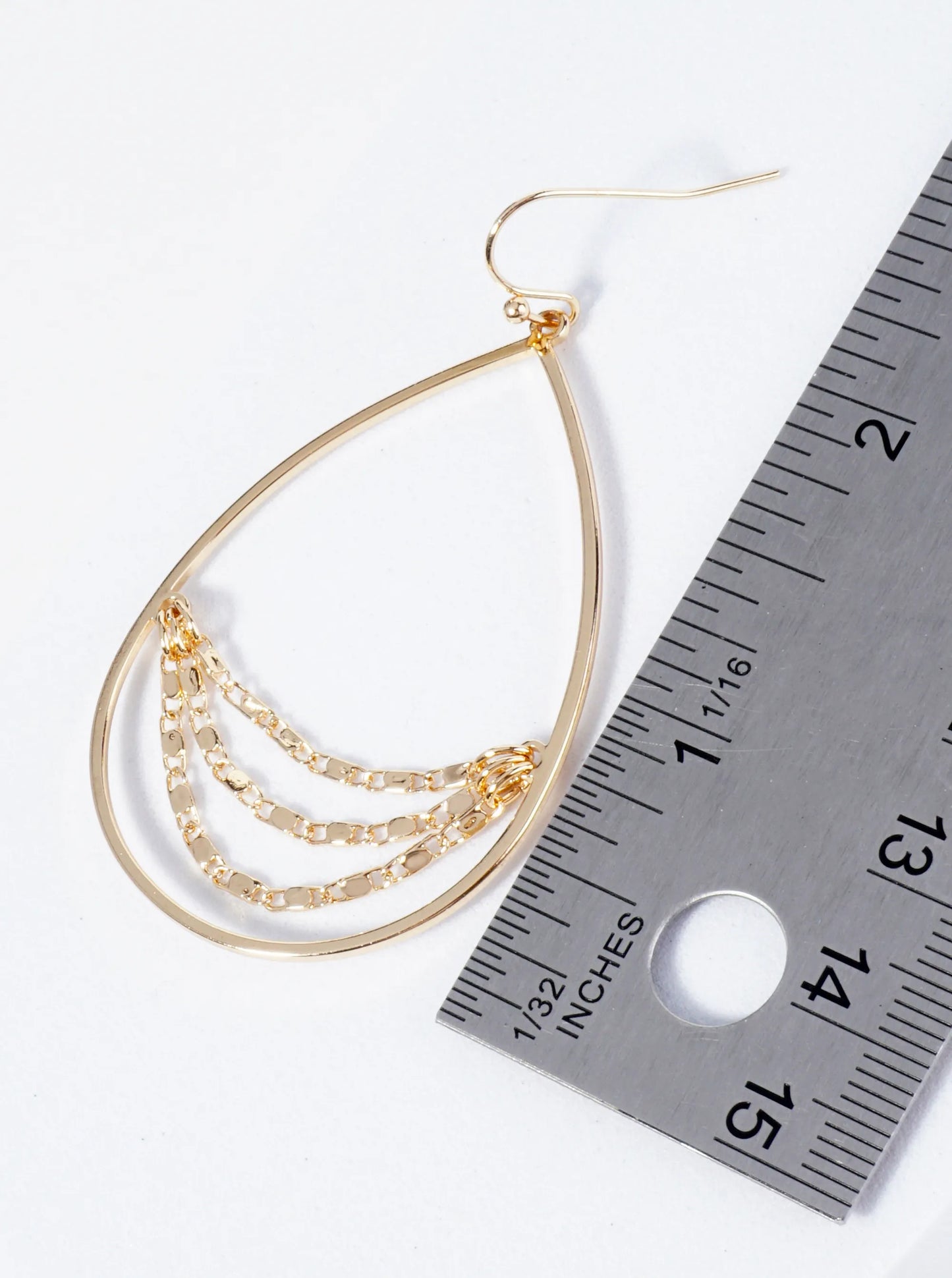 Teardrop Earrings Featuring Three Chains Connected In The Center