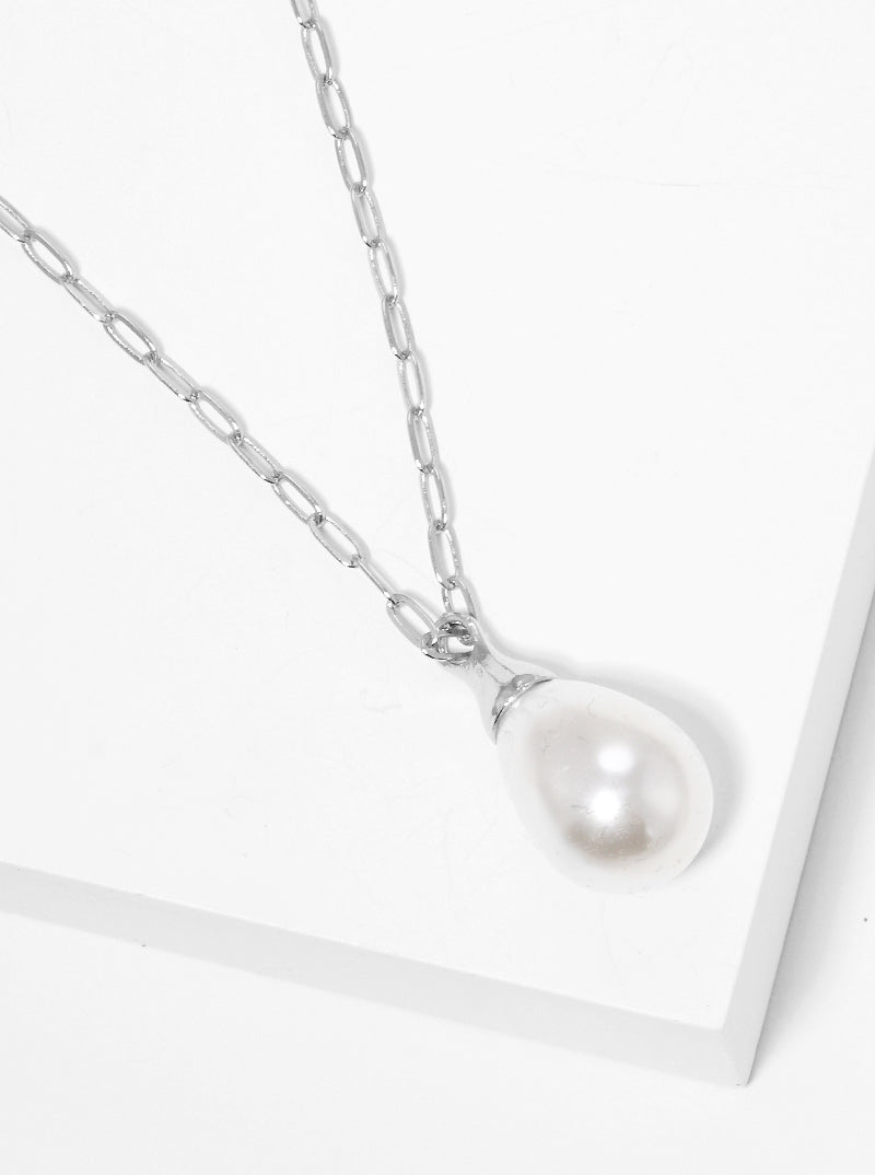 Teardrop Shaped Glass Pearl Pendant Necklace