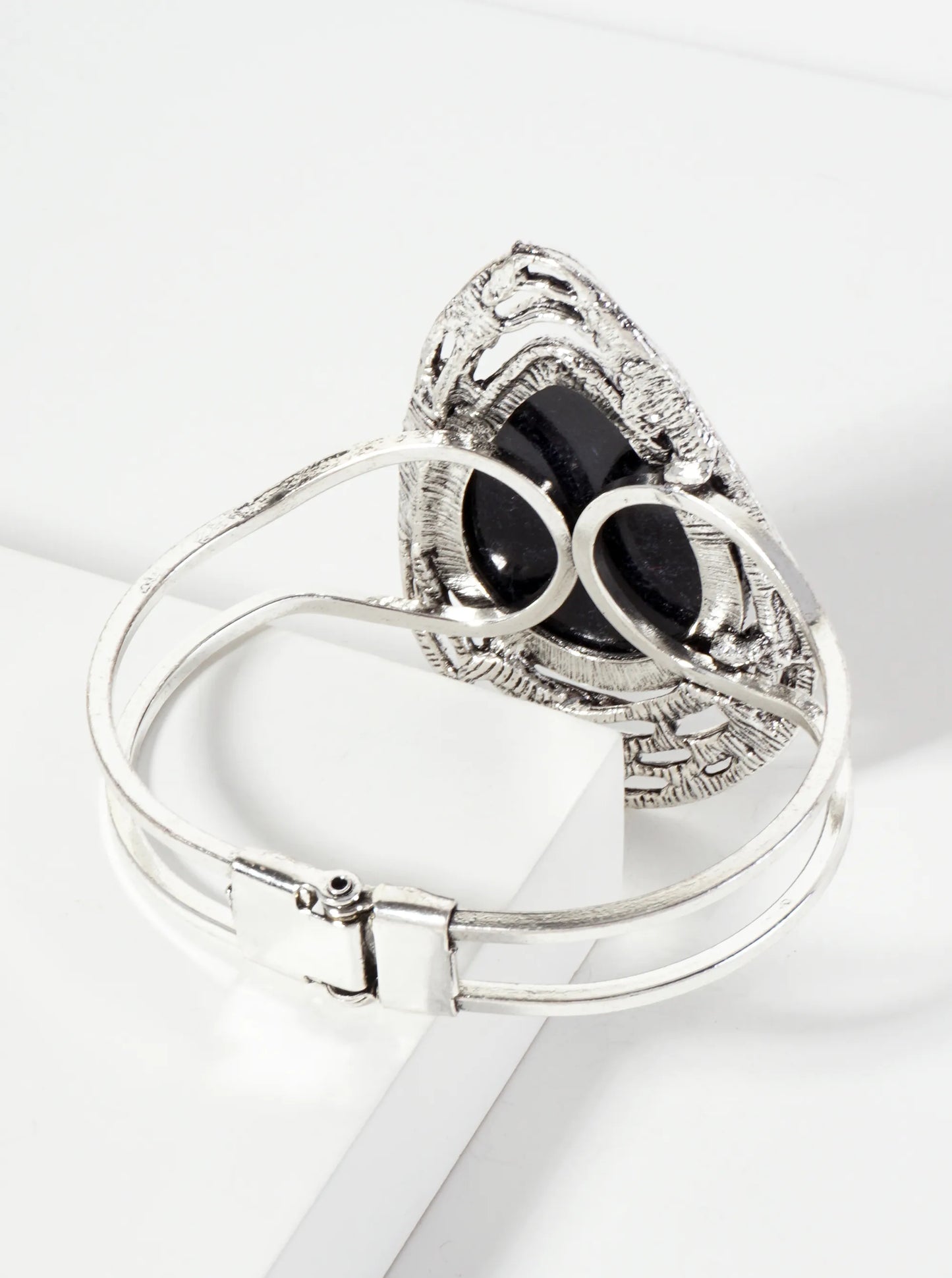 Teardrop-Shaped Semi-Precious Natural-Stone Artisan Hinged Bangle Bracelet