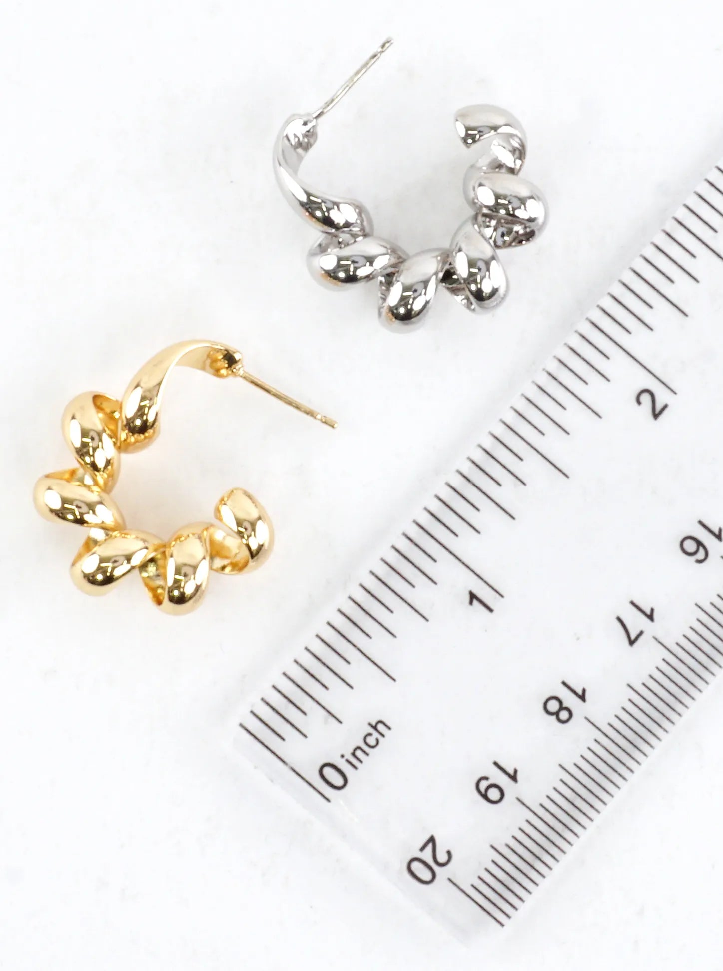 Tele-ties-Brass-Cord-Hoop-Earrings-Medium-KW-SJE3103213-GLD-1-N5TMBI03040926K0401.jpg