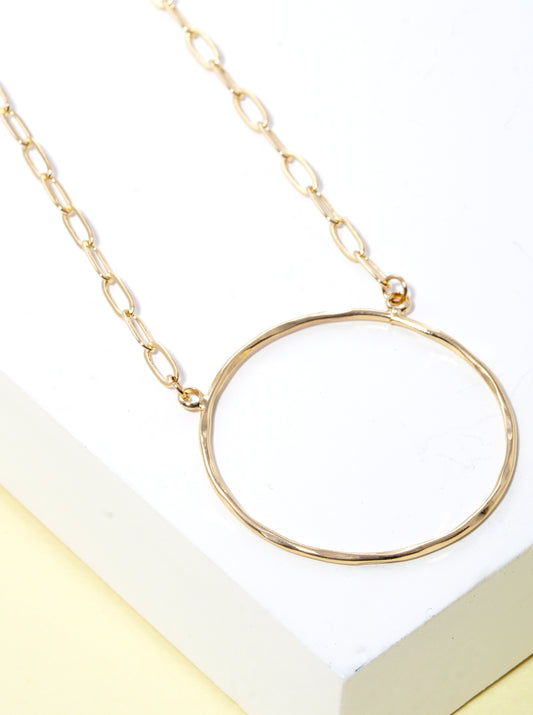 Textured Brass Wire Circle Pendant Necklace