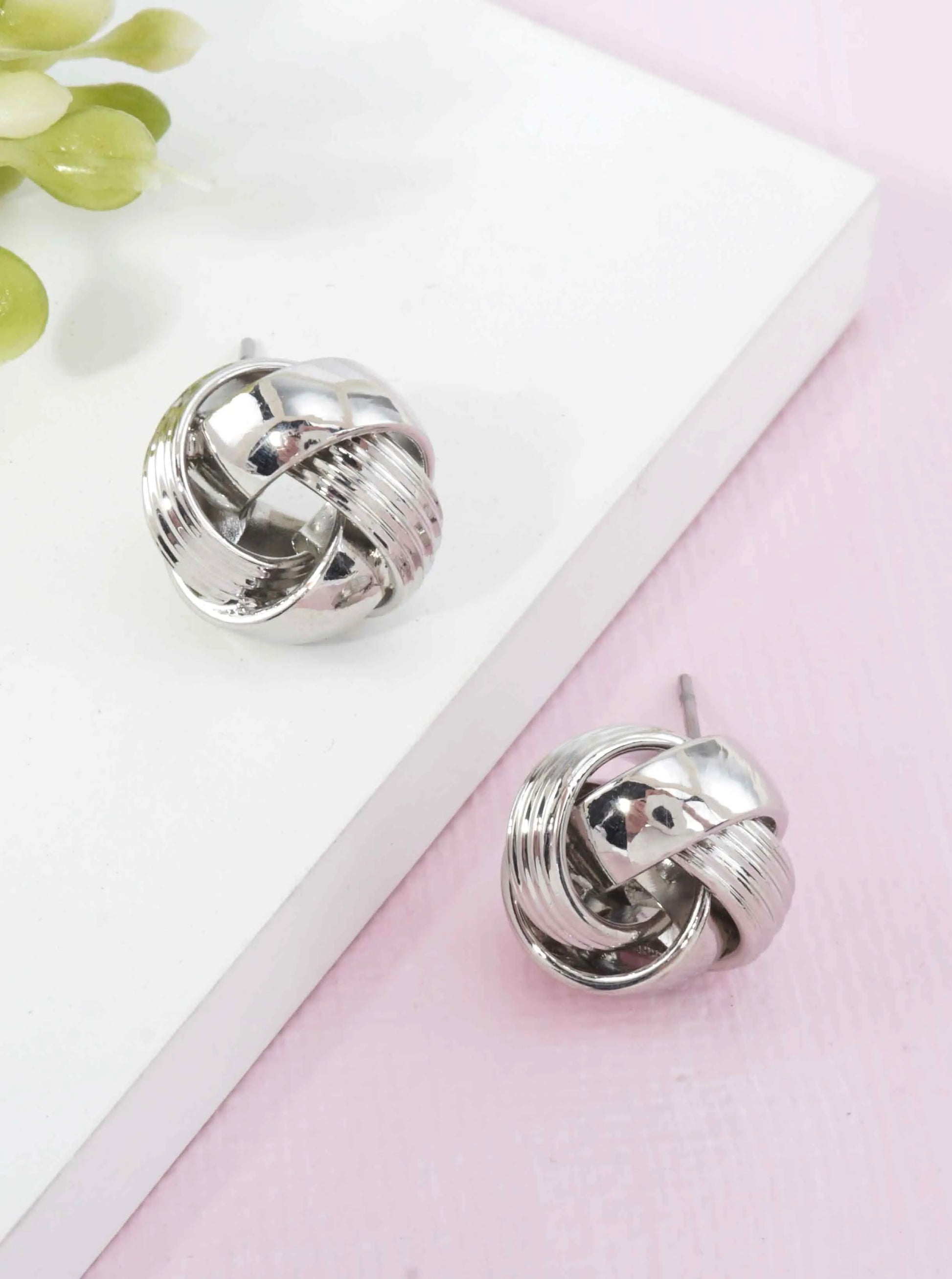 Textured-Knot-Stud-Earrings-61-E8017-RH-0-QDWA2001071026K1136.jpg