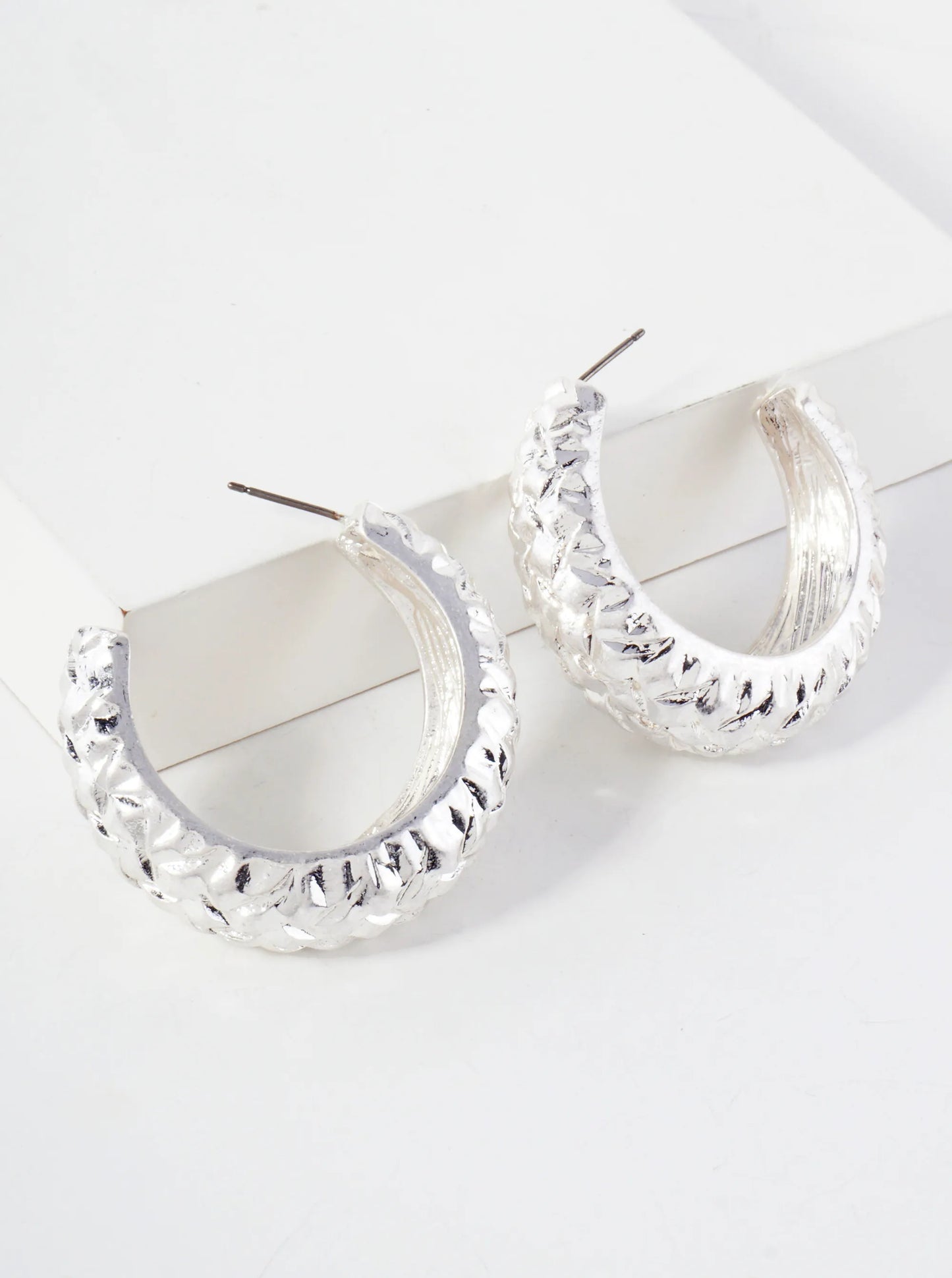 Textured Metal 40mm Tapered Chunky Open Hoop Earrings With-Titanium-Post