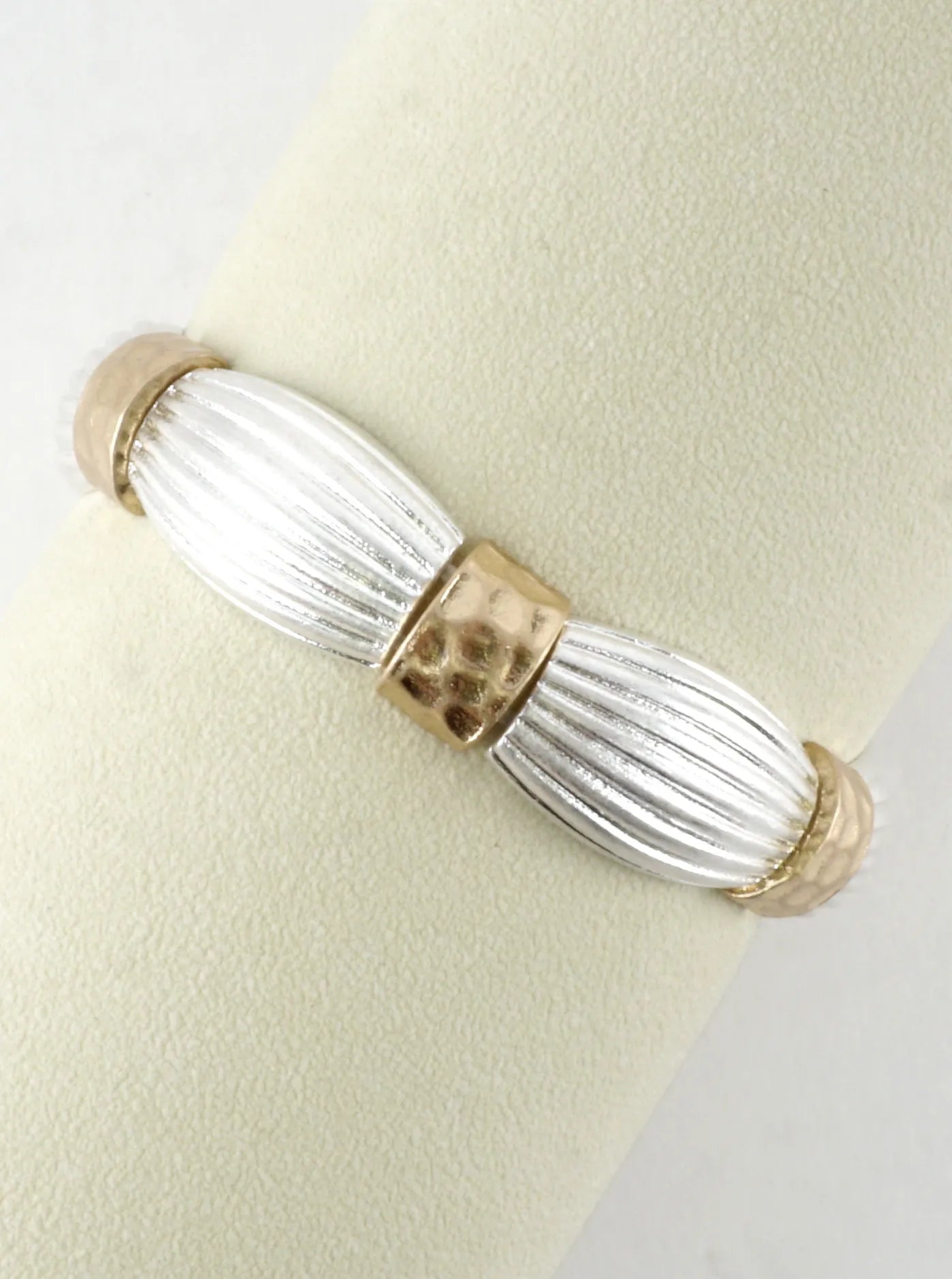 Textured Ribbed Sections Stretch Bracelet