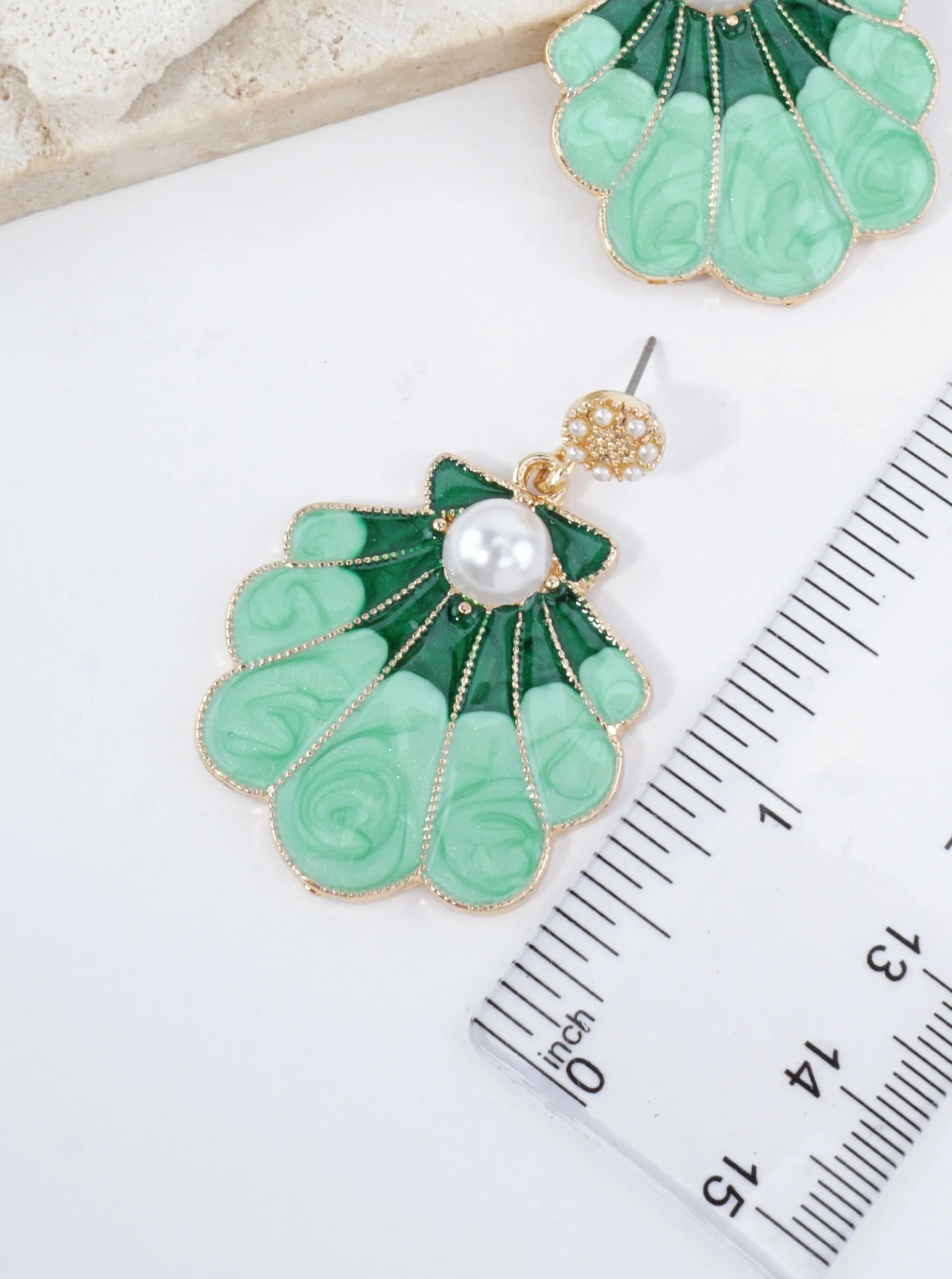Textured-Shell-Dangle-Resin-Pearl-Earrings-31-GSE5047-MNT-1-1Z7NIE26064926K0318.jpg
