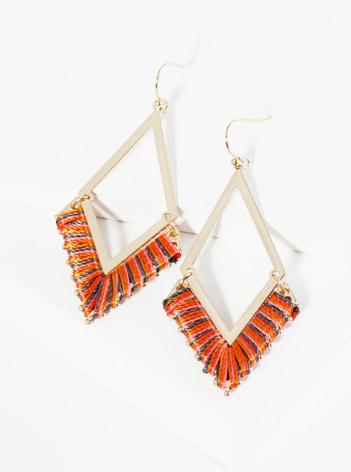 Thread Wrapped Rhombus Shape Geometric Dangle Earrings