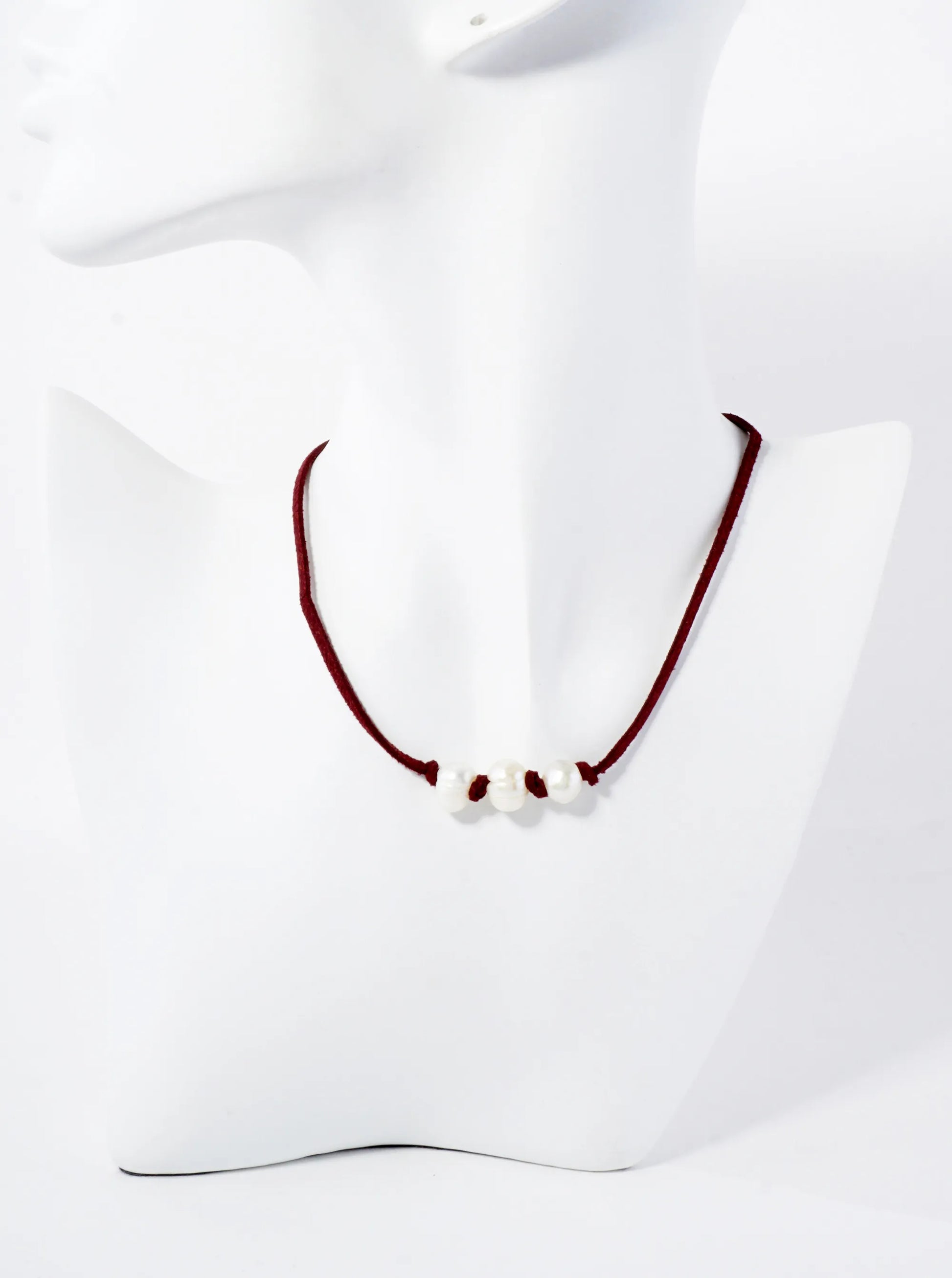 Three-Freshwater-Pearl-Leatherette-12-Inch-Choker-Necklace-33-QN229-WI-1-U53TOU03062625K1159.jpg